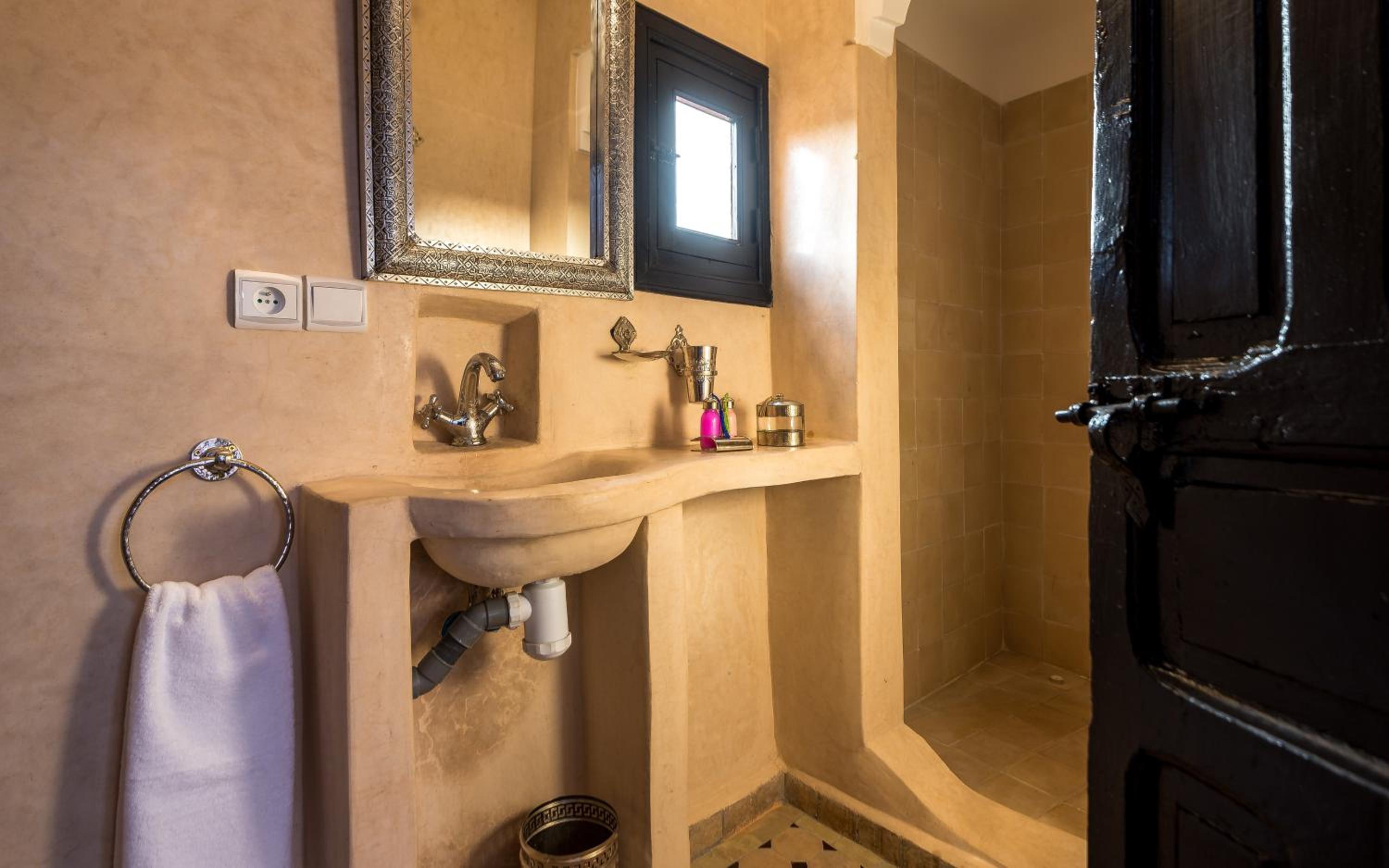 Superior Double Room - Photo 22