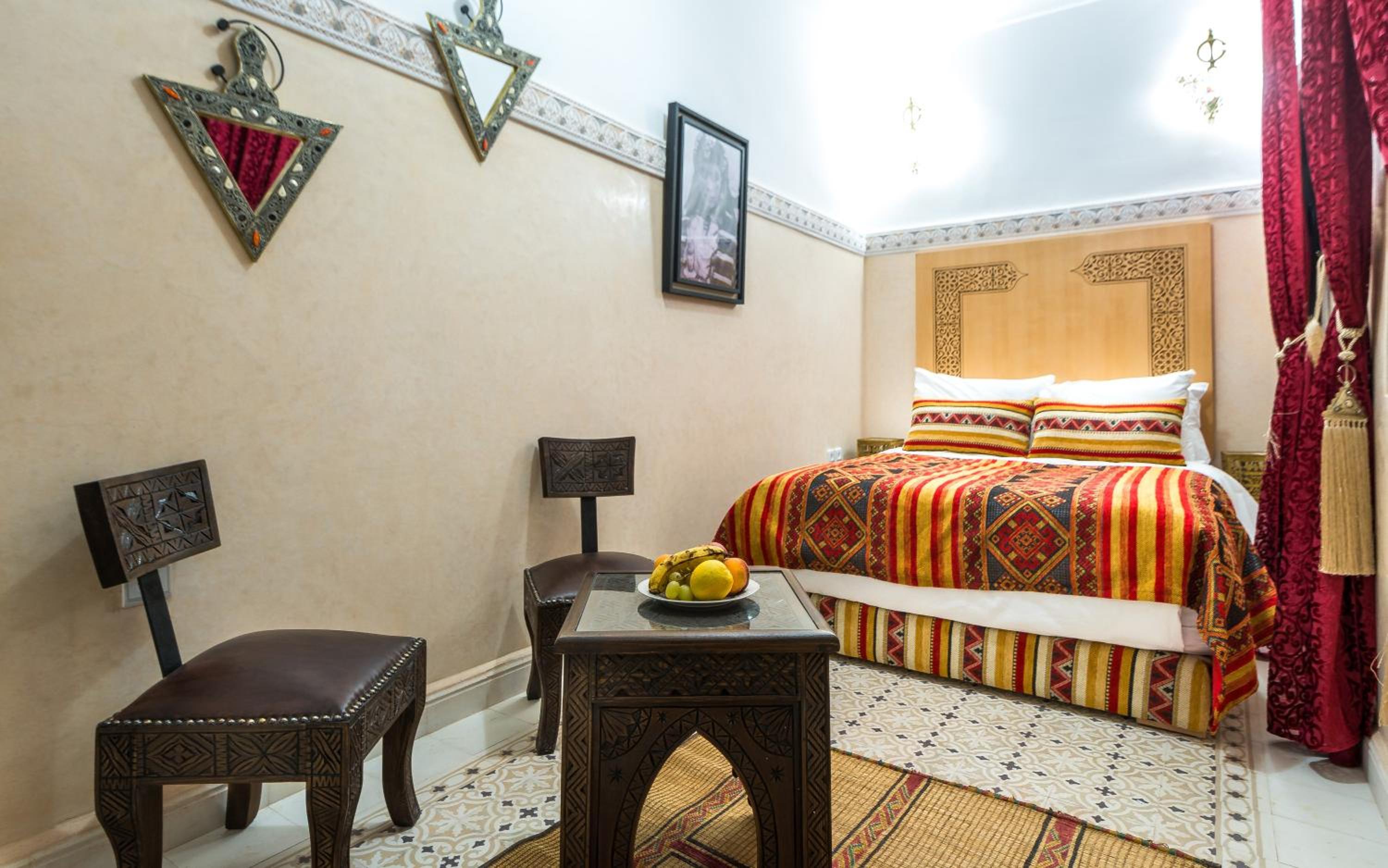 Standard Double Room - Photo 8