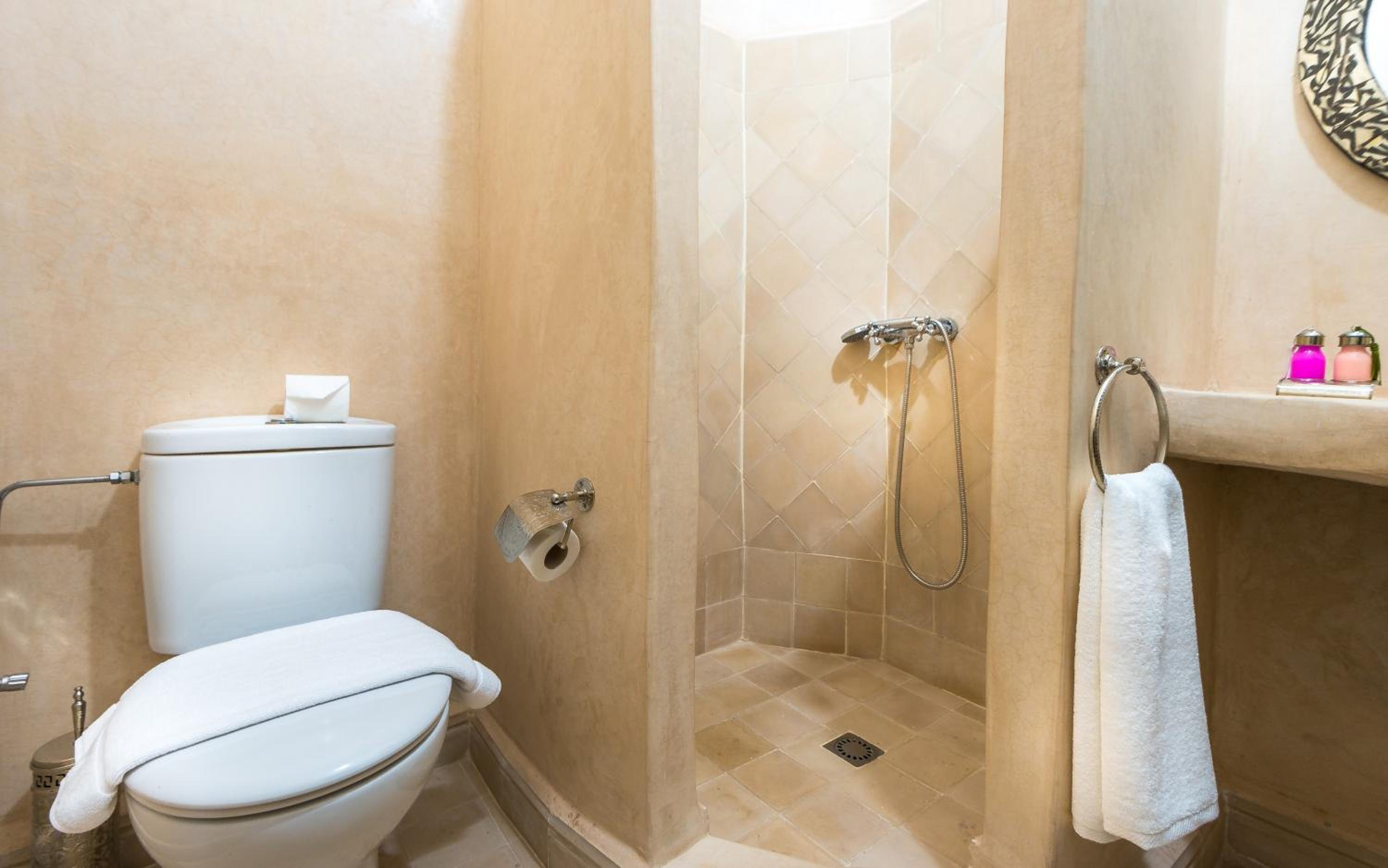 Superior Double Room - Photo 11