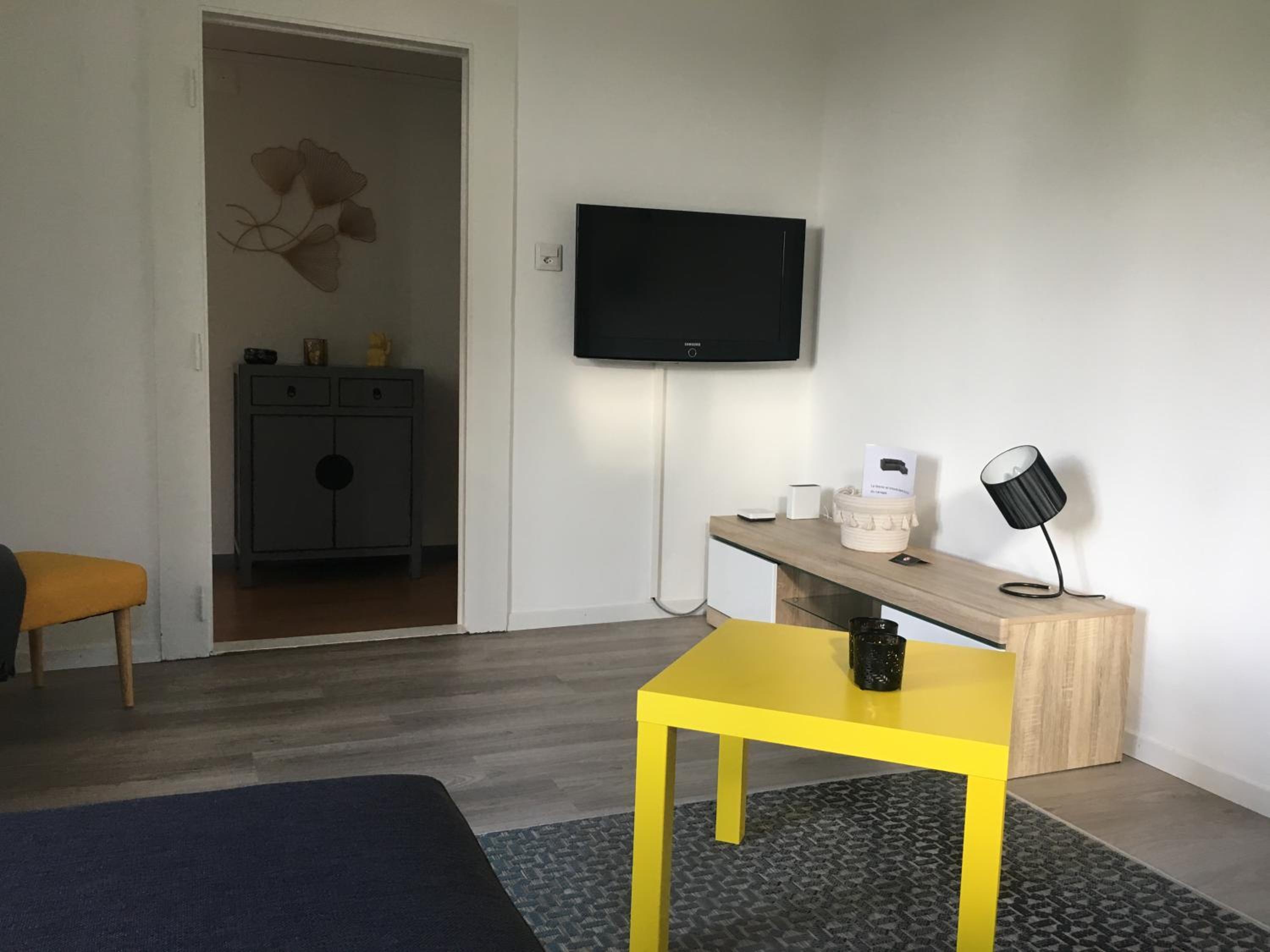 Apartment photo 1