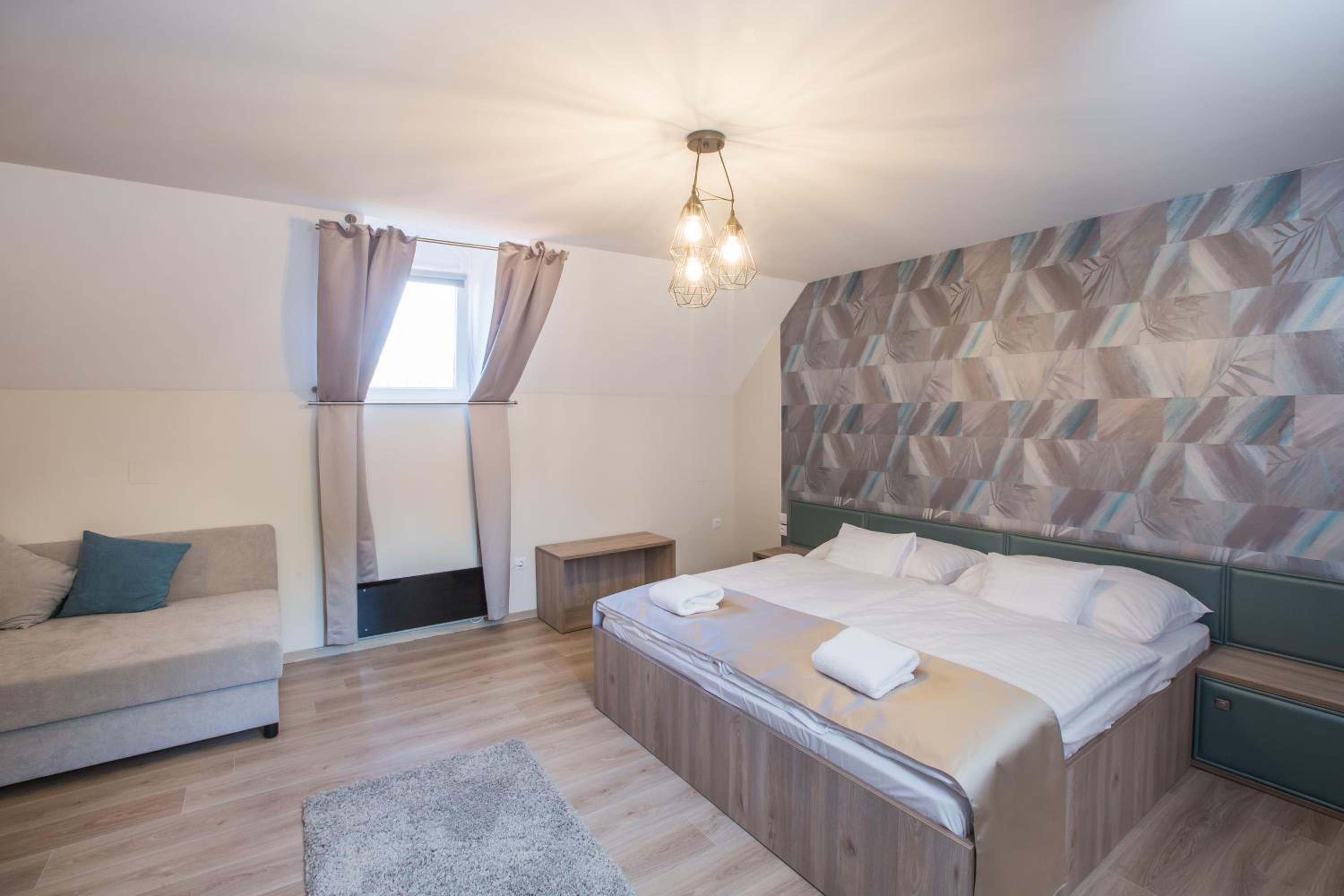 Superior Triple Room photo 2