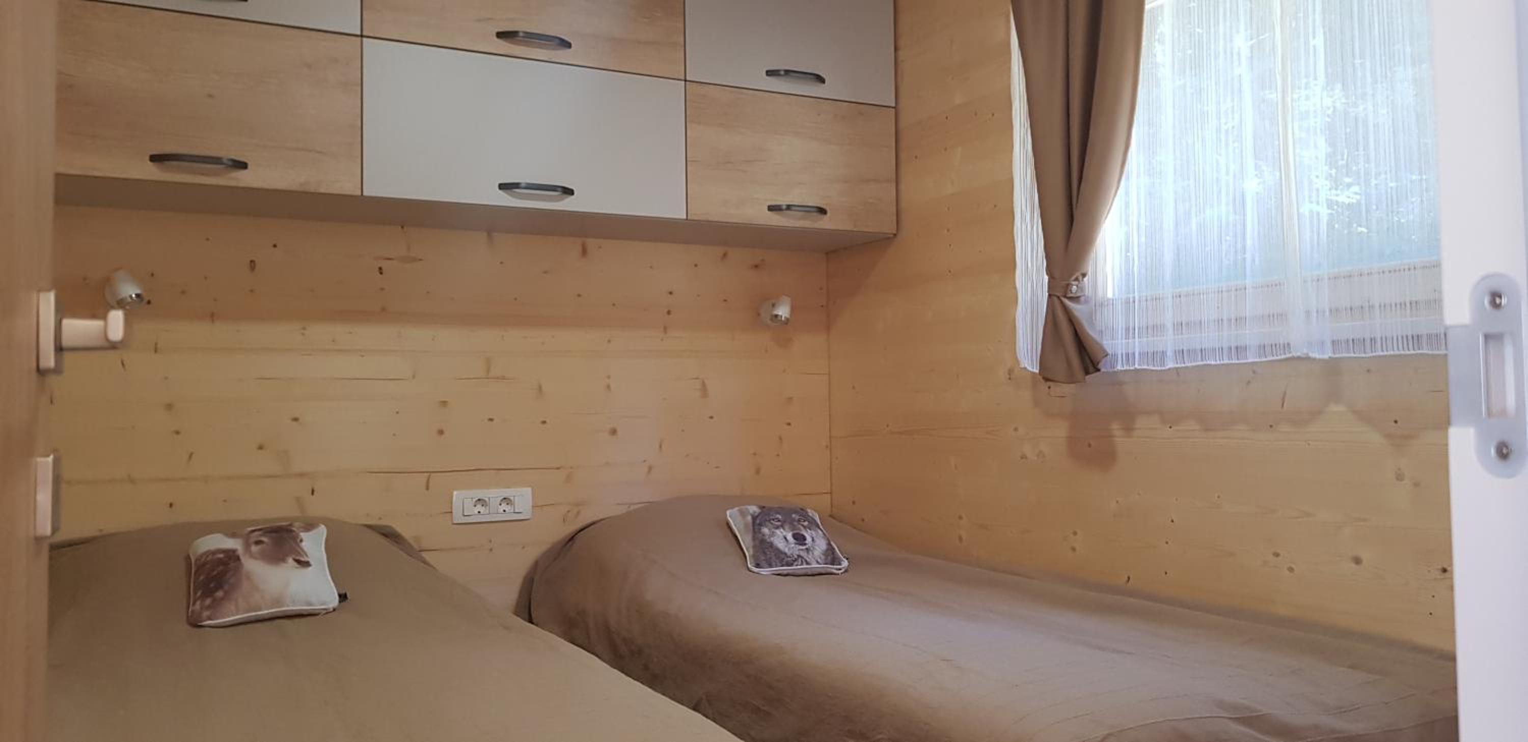 Three-Bedroom House - Photo 11