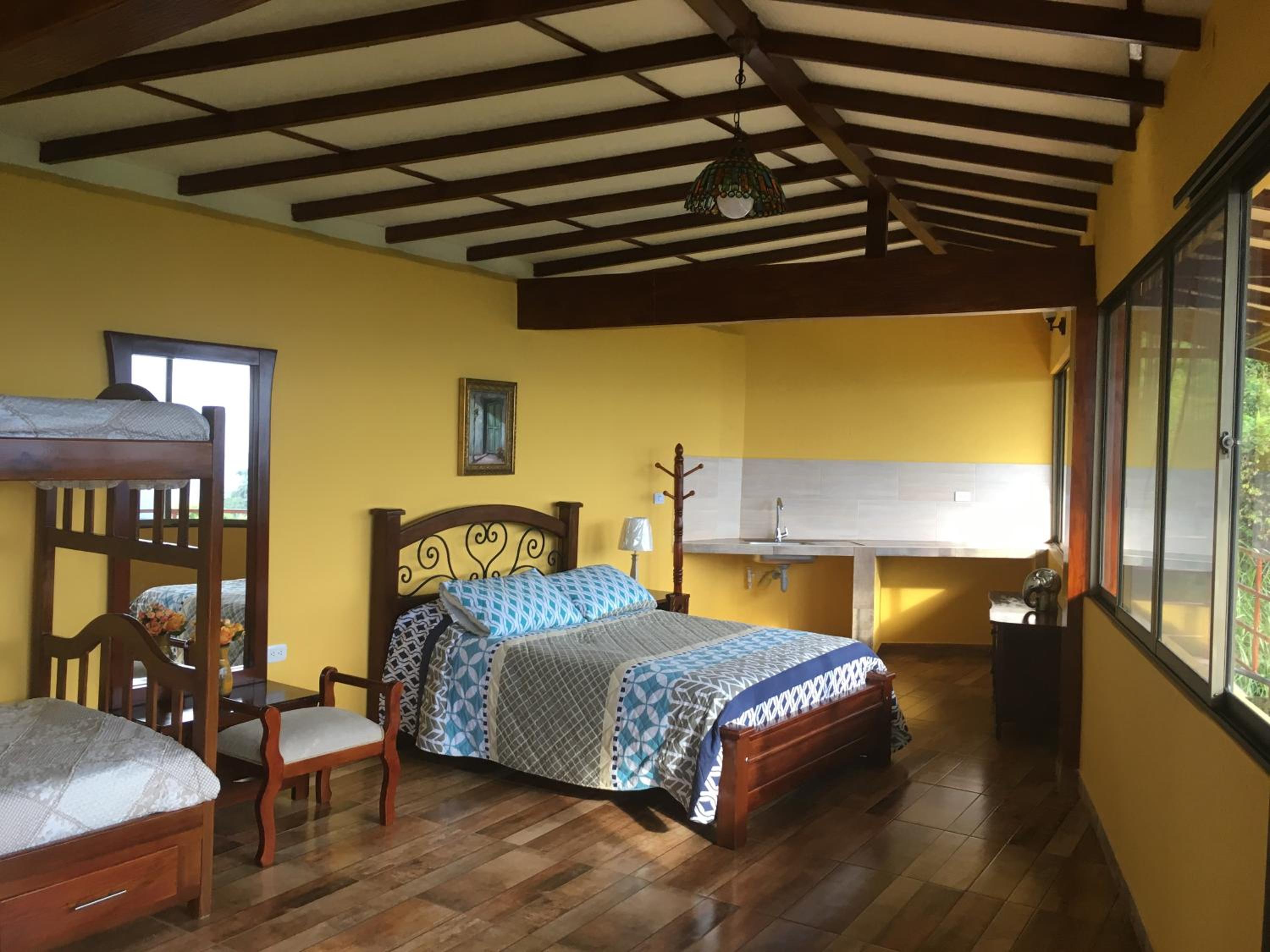 Family Suite photo 2