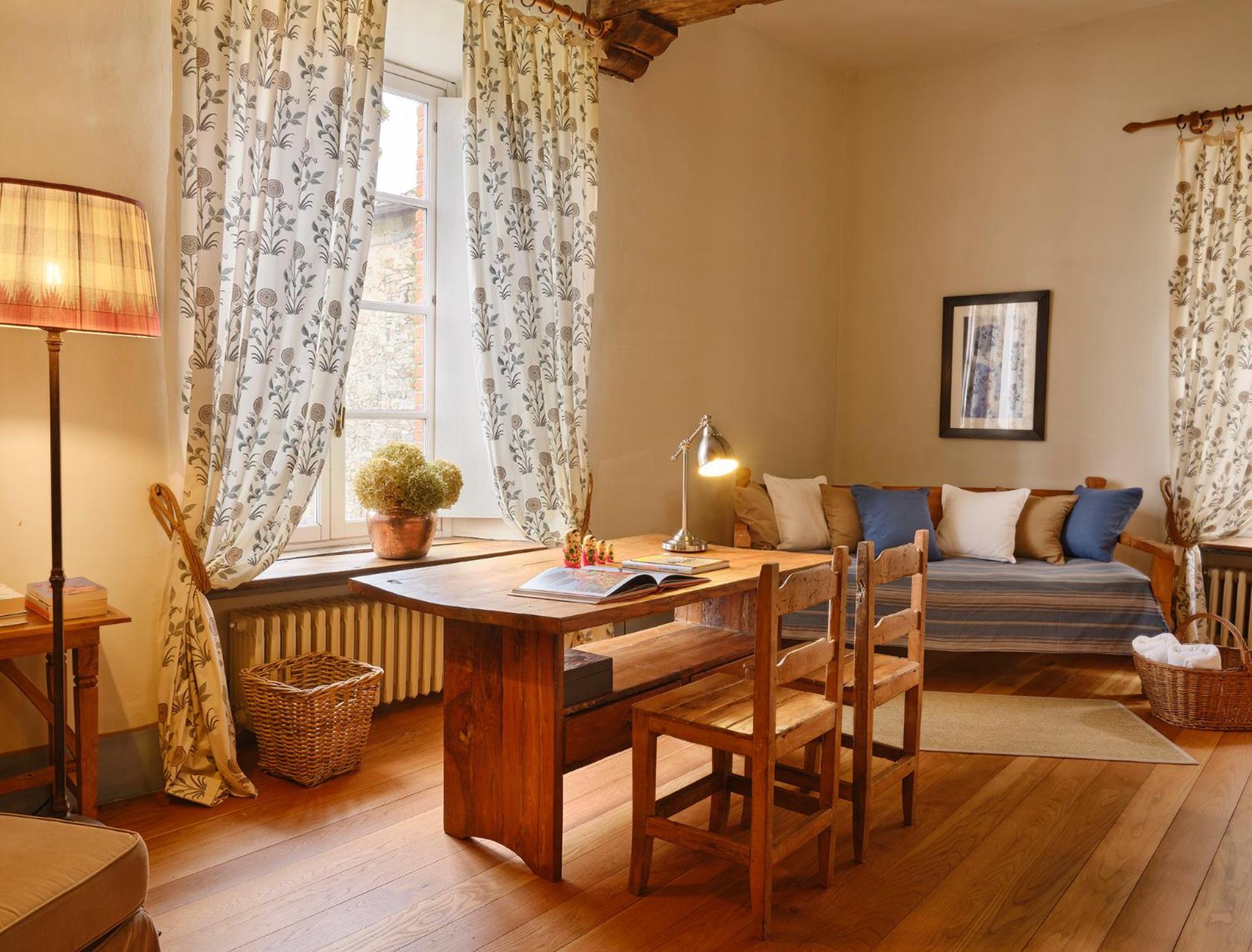 Luxury Triple Room with Private External Bathroom photo 2
