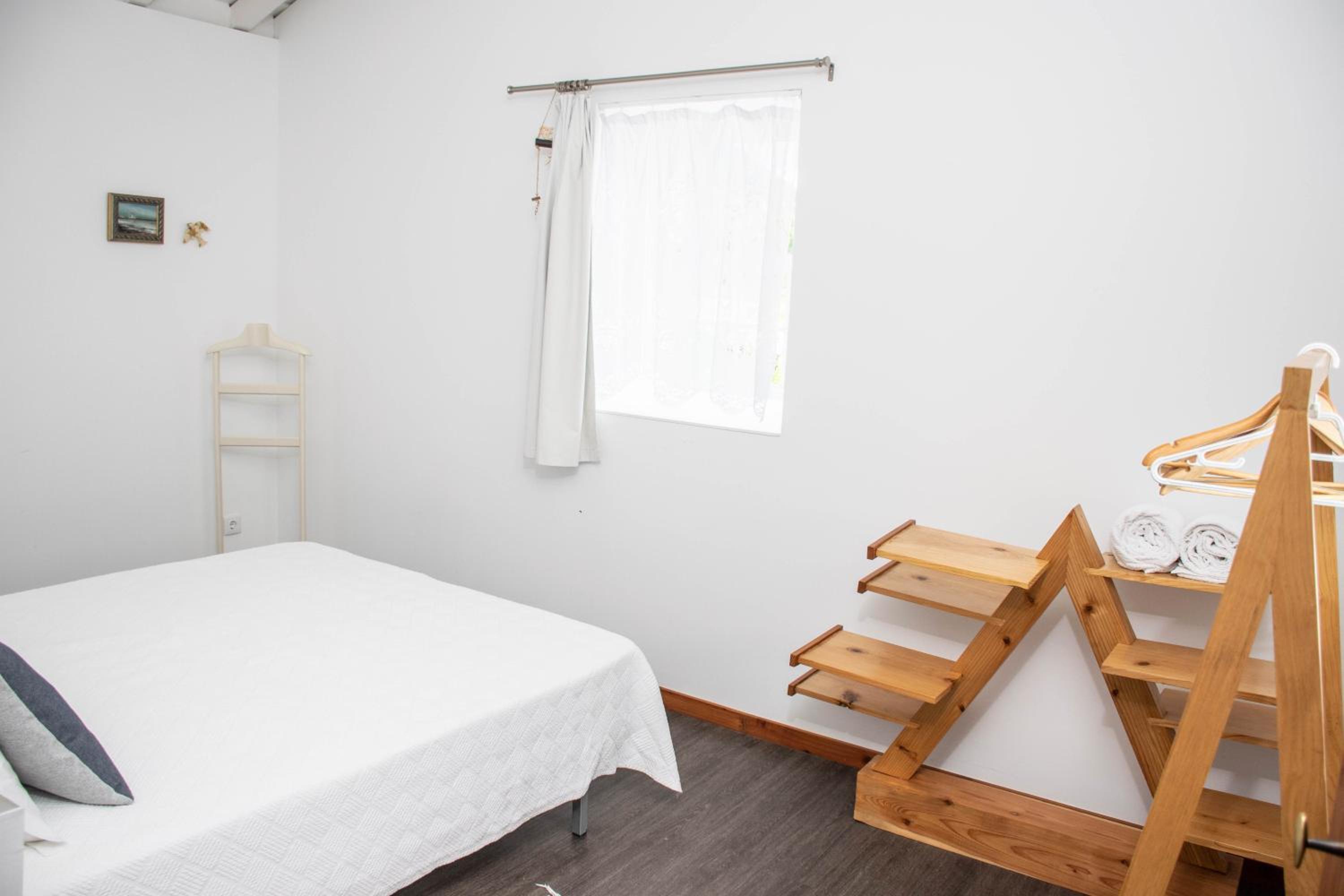 Two-Bedroom House - Photo 1