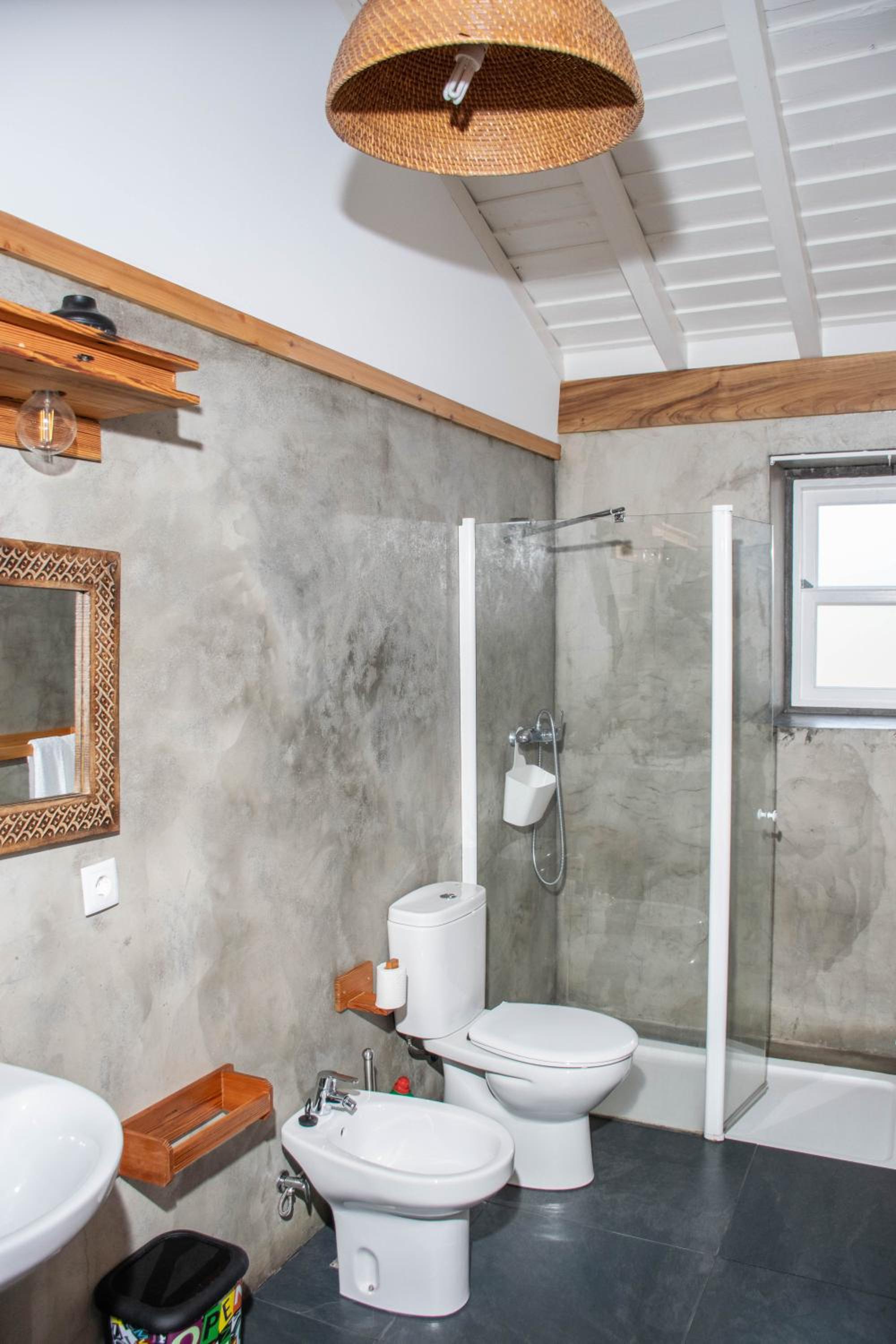 Two-Bedroom House - Photo 11