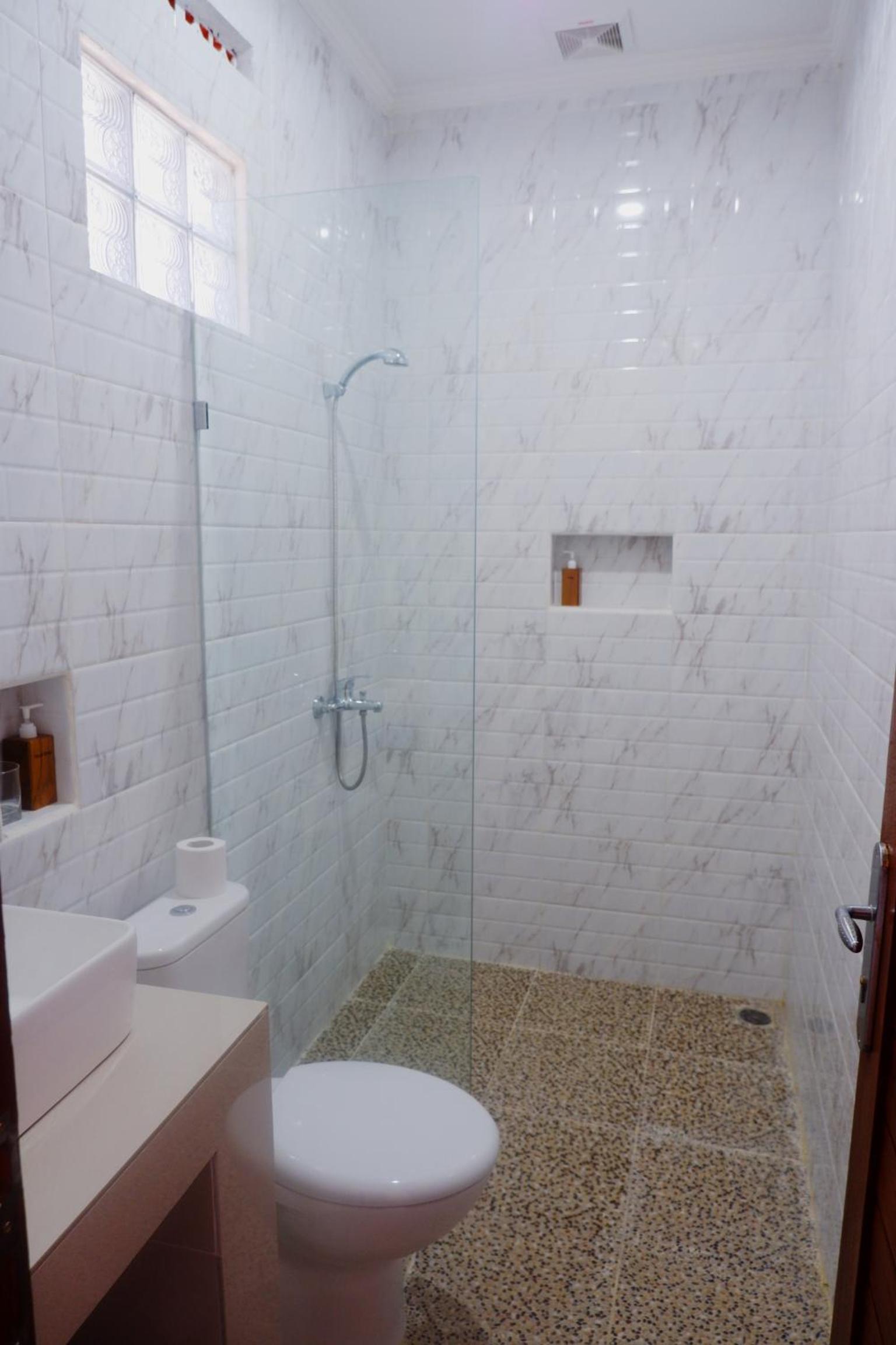 Deluxe Room - Photo 12