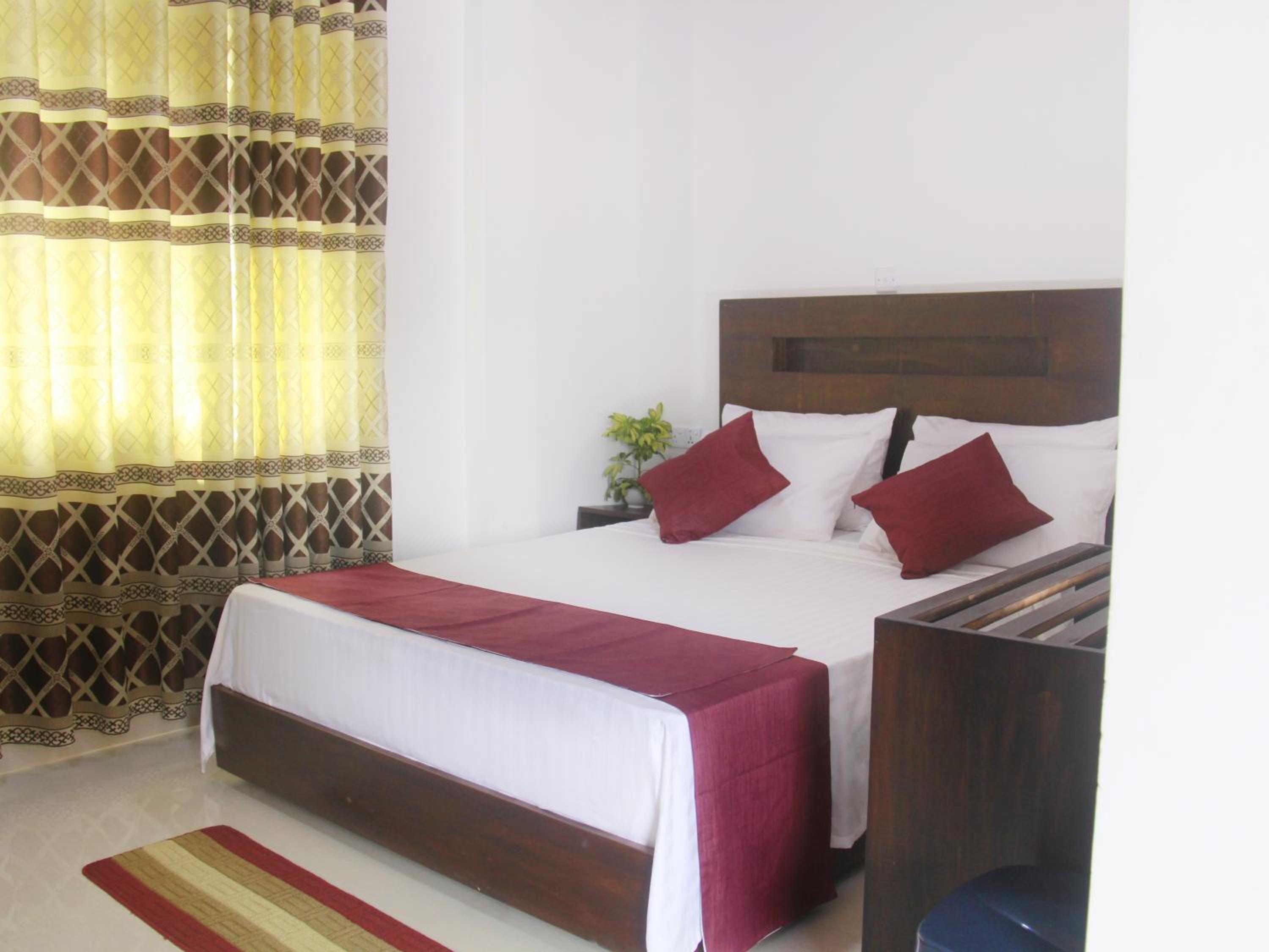 Standard Double Room with Fan photo 3