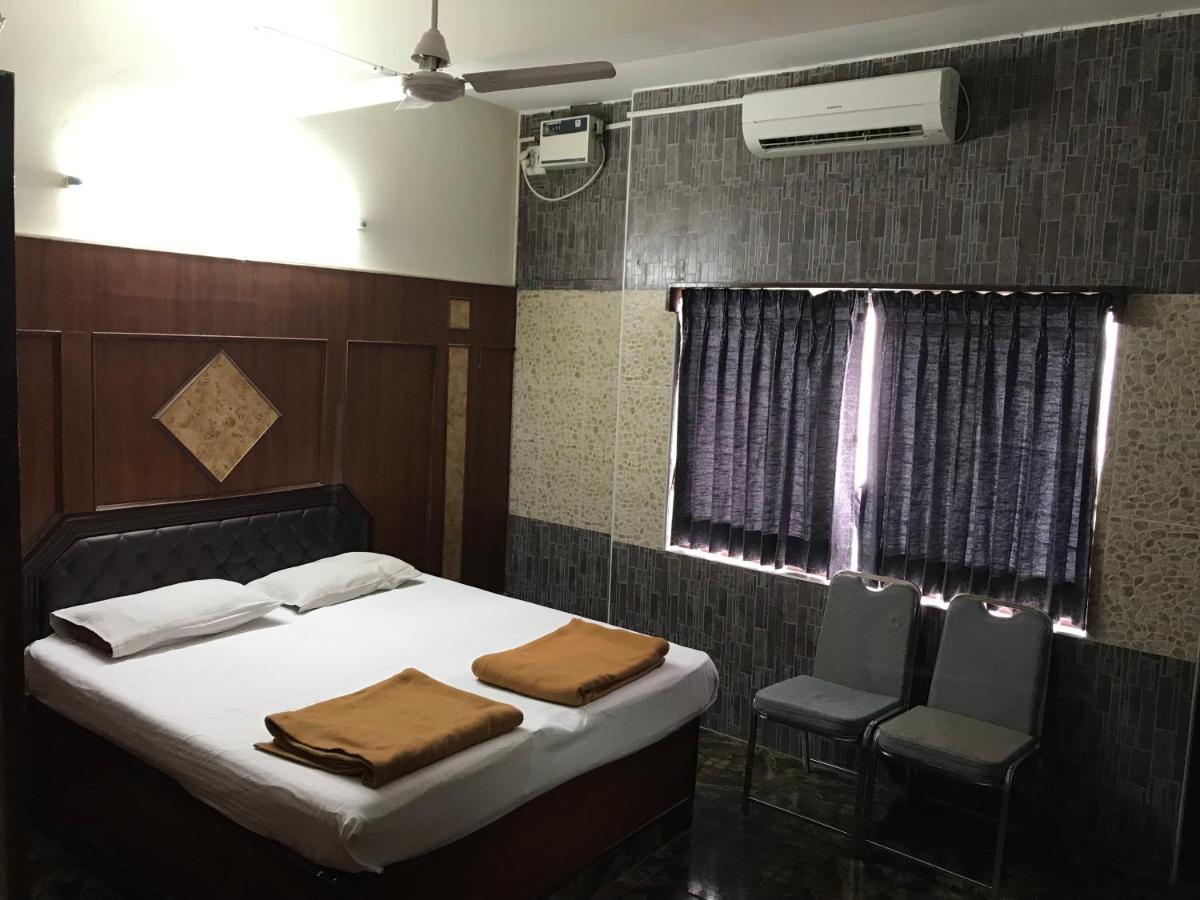 Budget Double Room - Photo 1