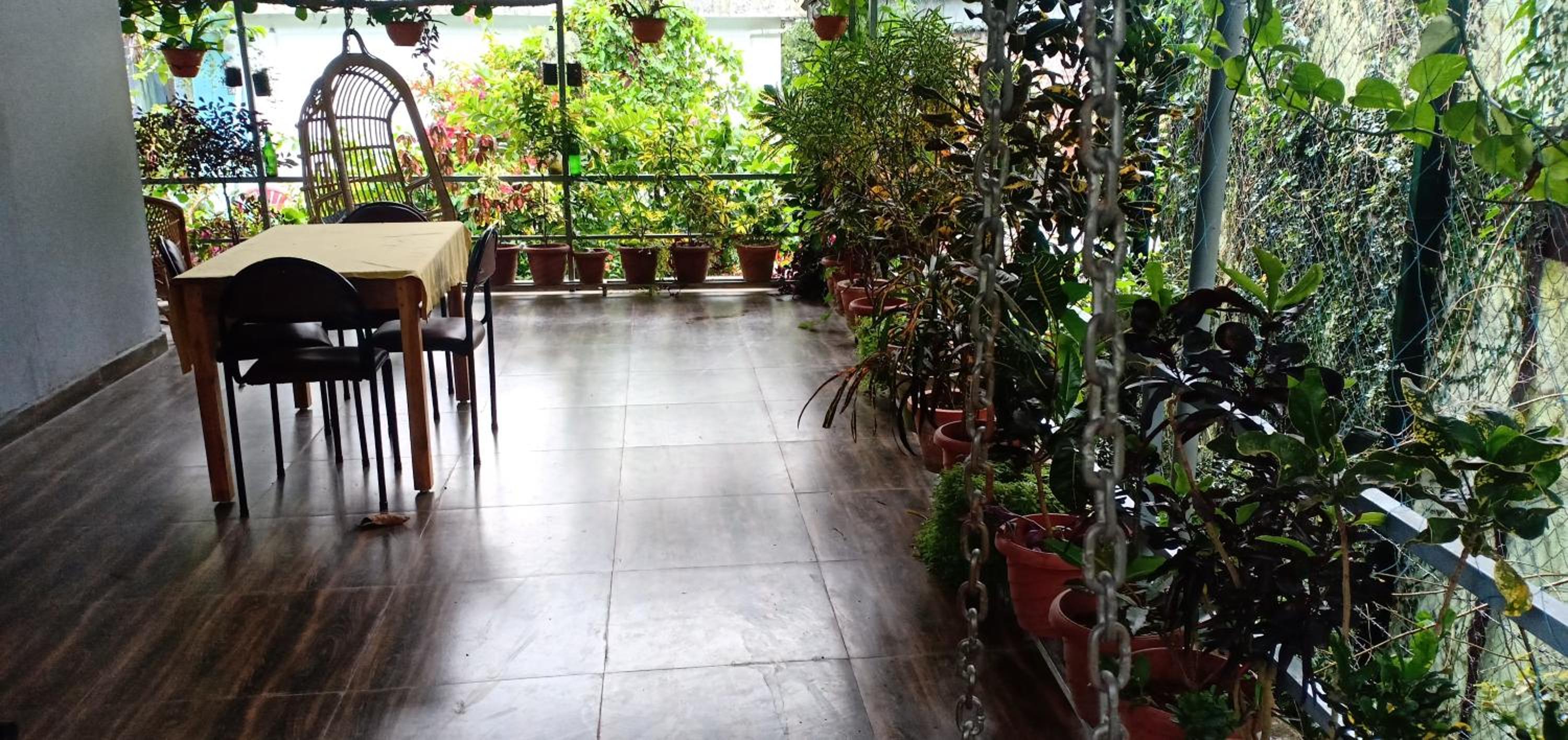 Deluxe Double Room with Balcony - Photo 3