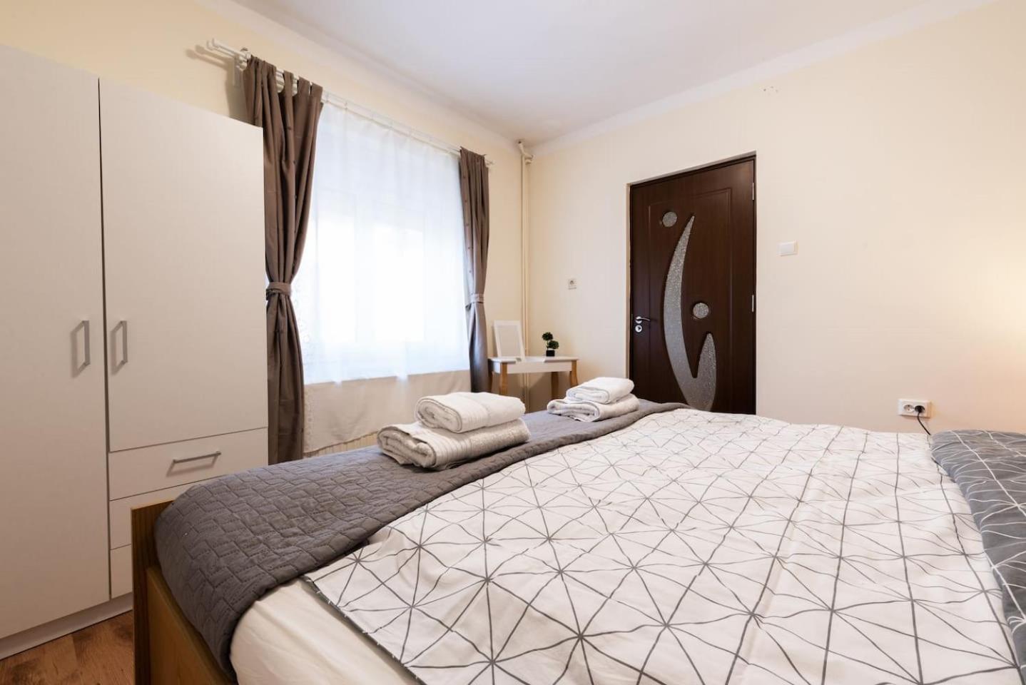 Apartment - Ground Floor photo 1