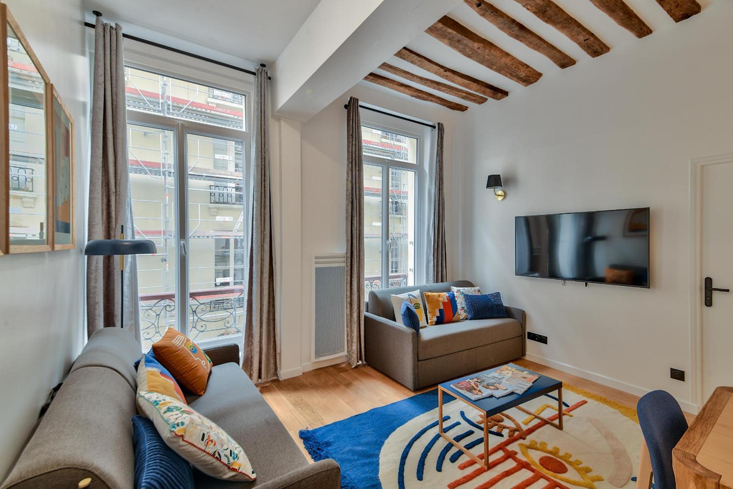 Apartment photo 1