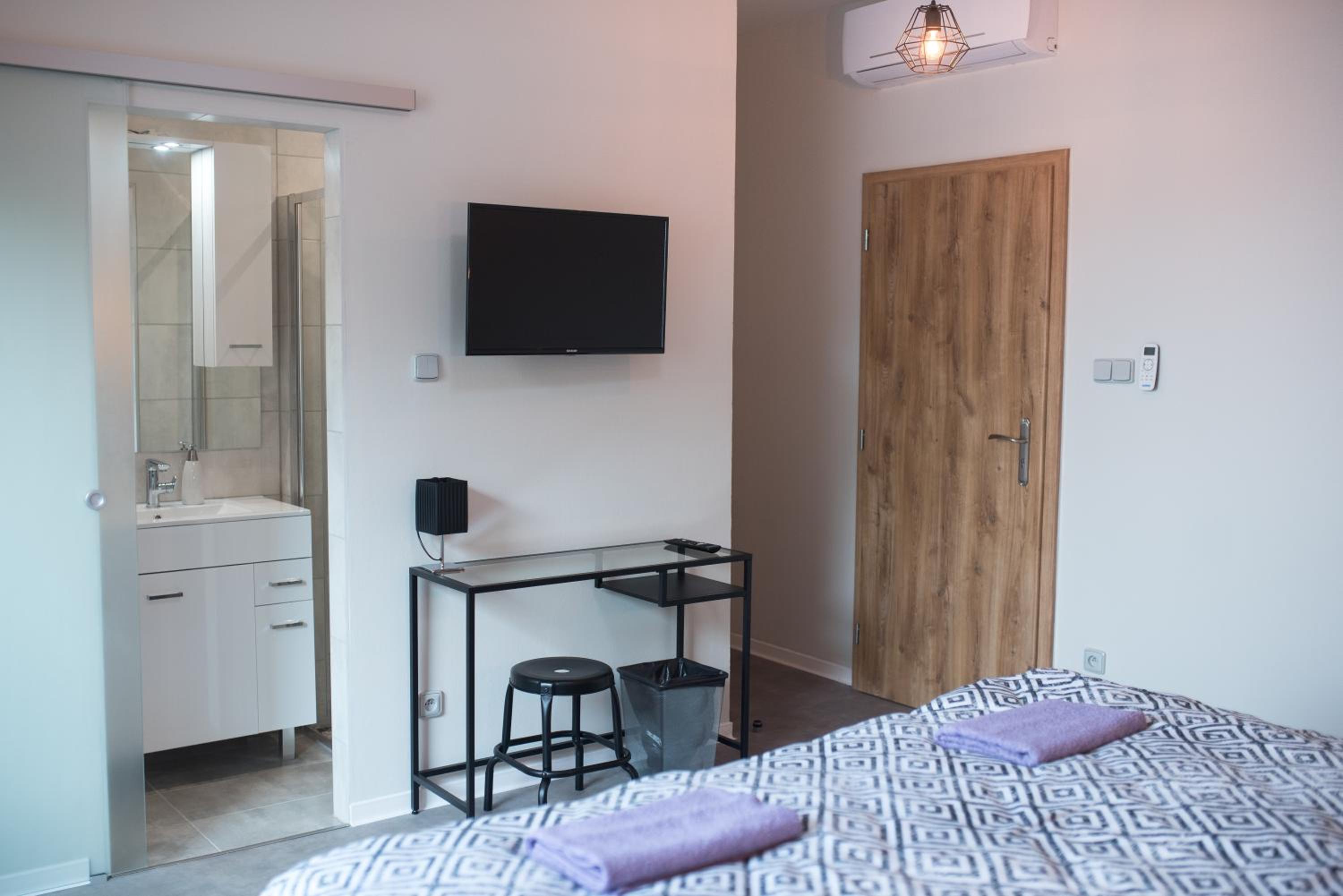 Superior Apartment photo 2