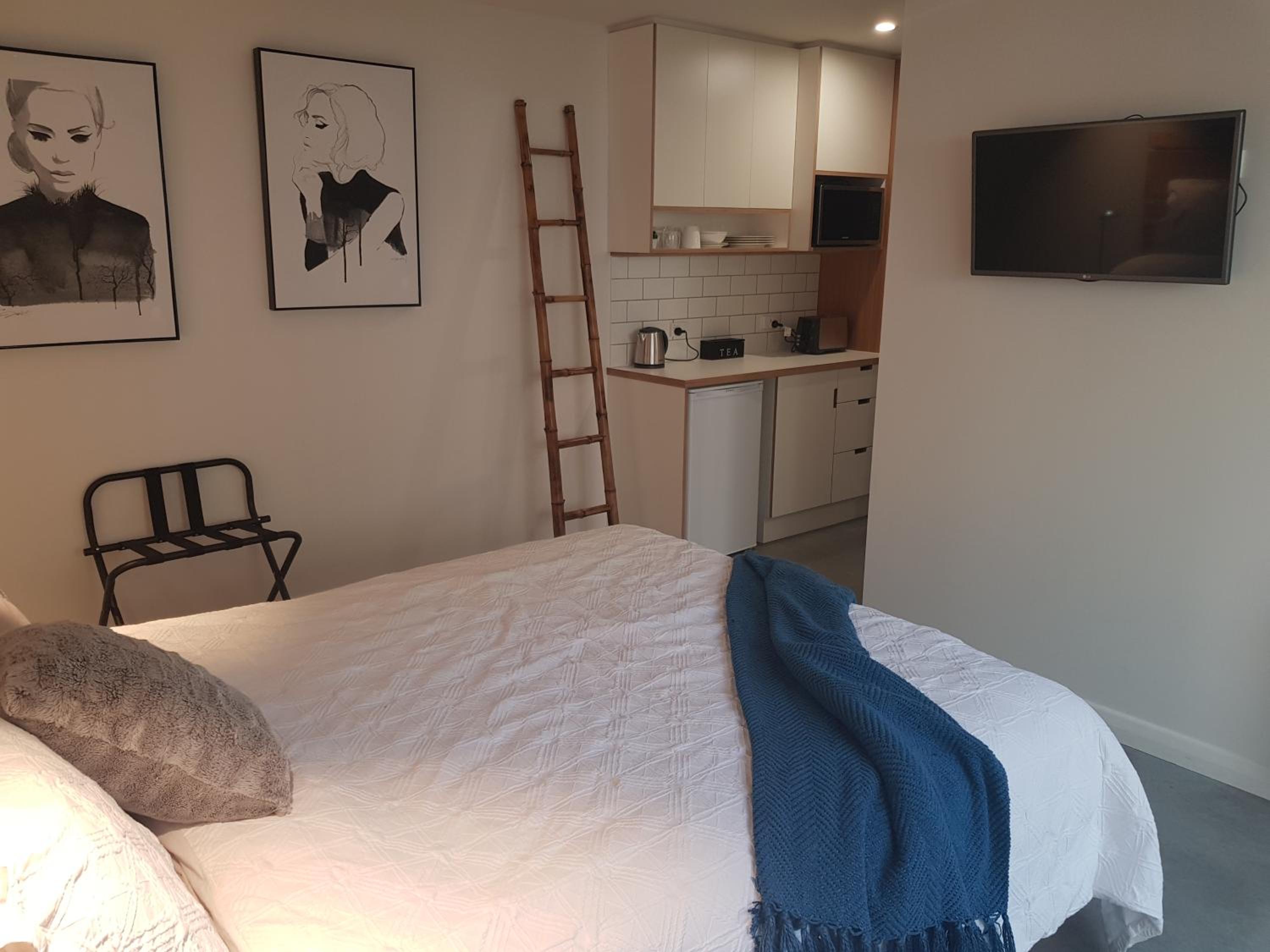 Deluxe Queen Room photo 2