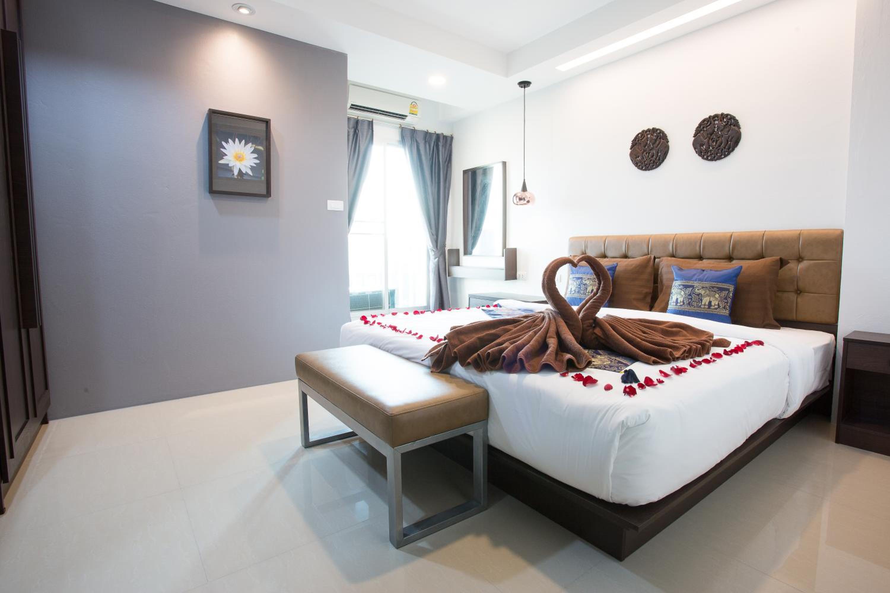 Superior Single Room