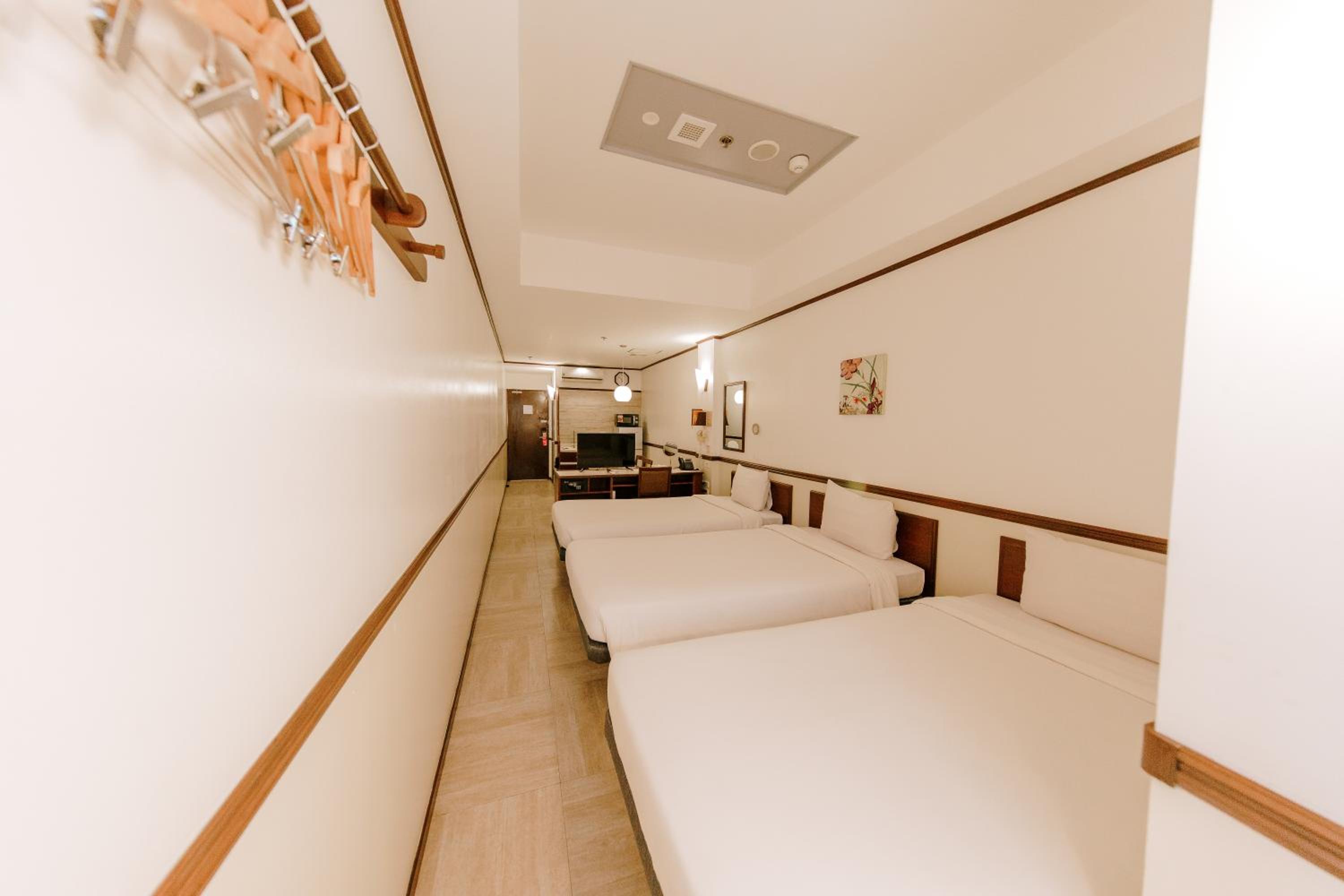 Deluxe Triple Room
