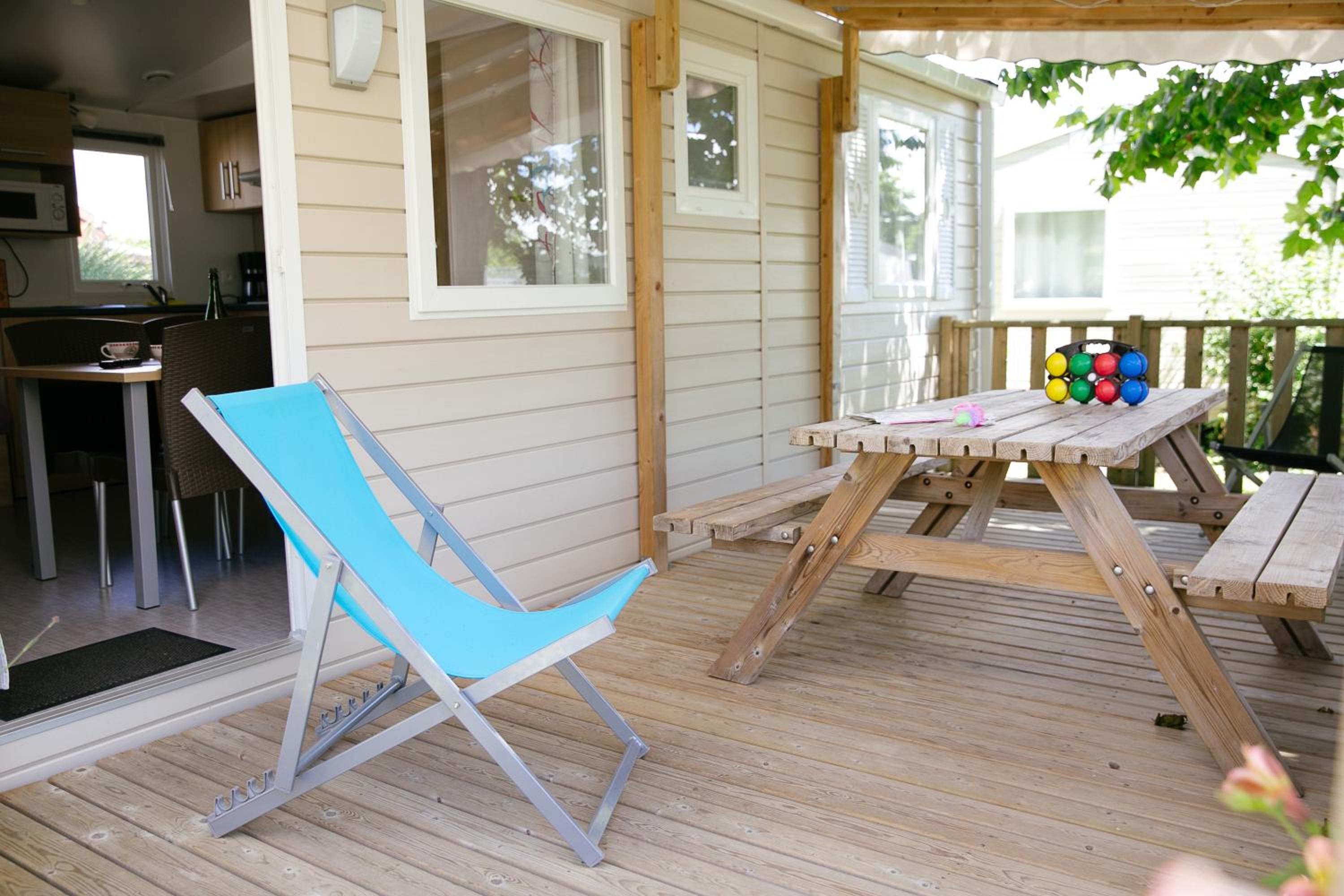 Mobile Home - Photo 7