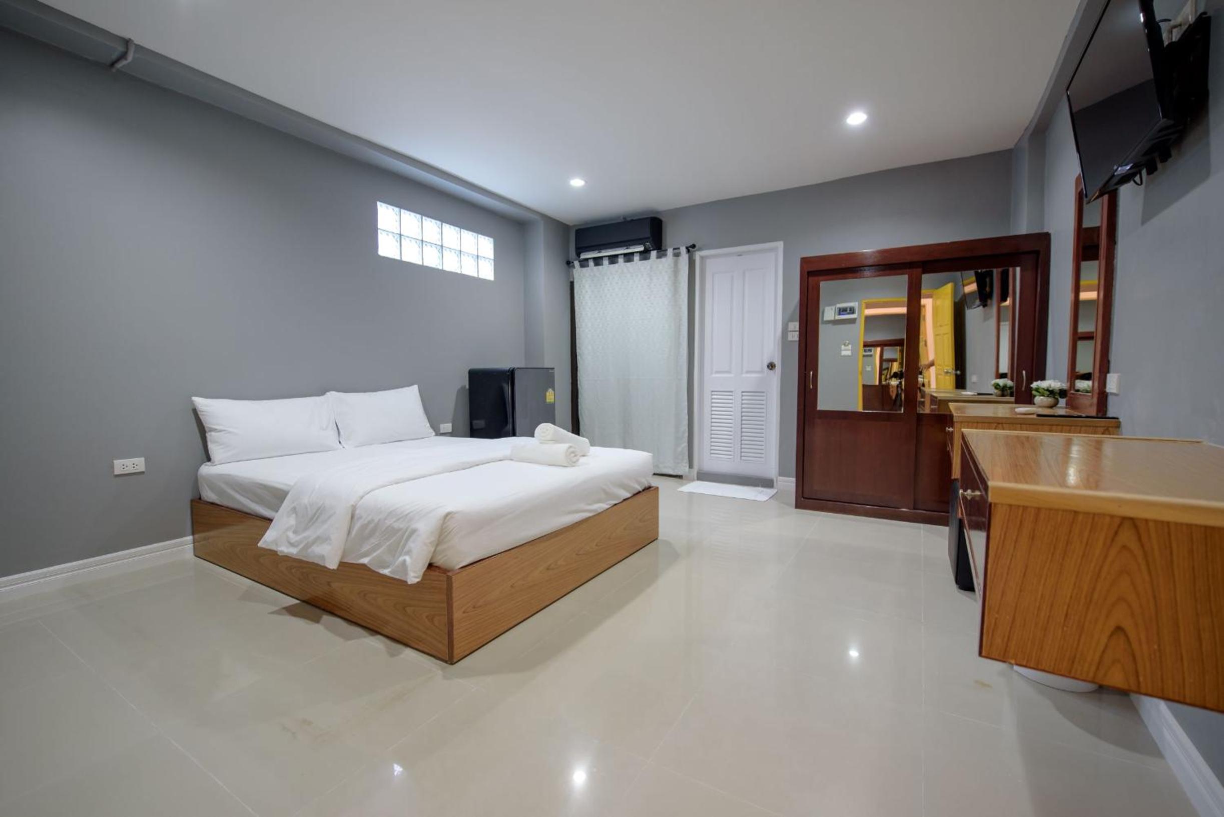 Standard Queen Room - Photo 3