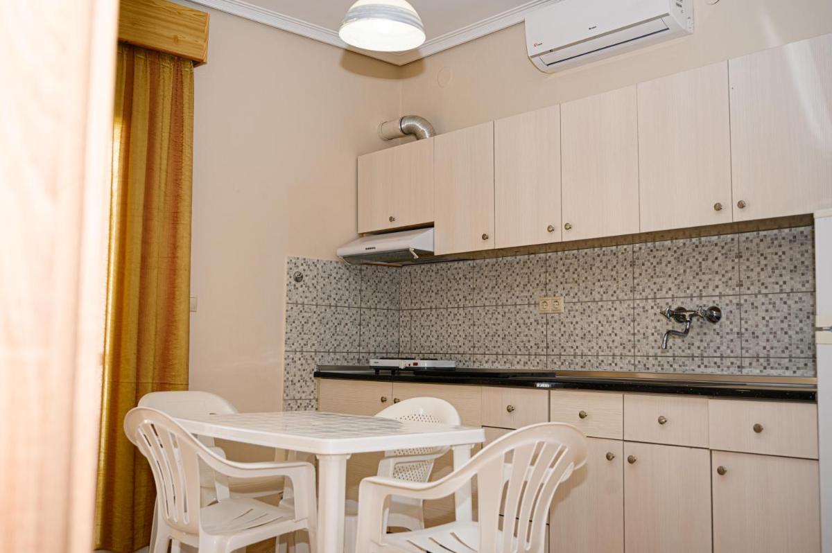 Apartment with Sea View - Photo 17