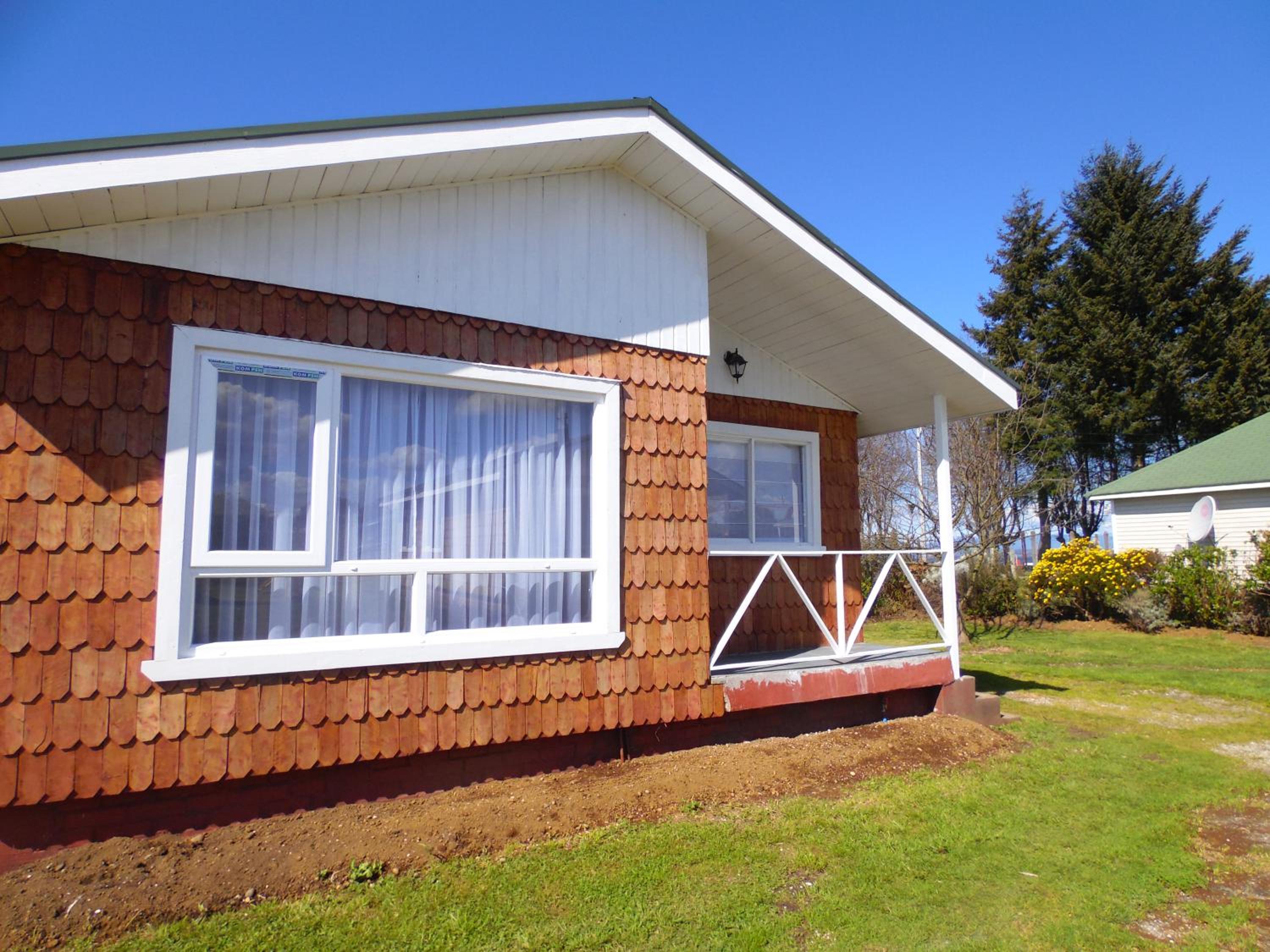 Three-Bedroom Bungalow photo 1