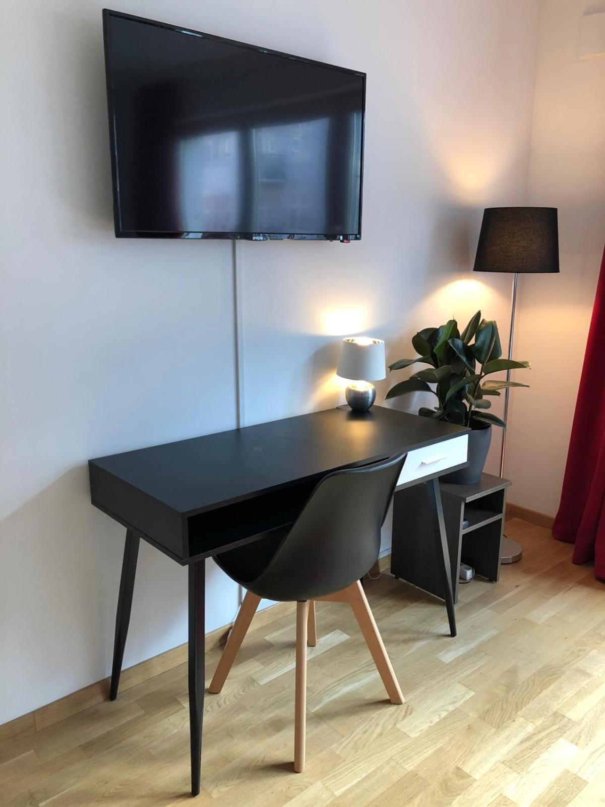 Two-Bedroom Apartment - Photo 13