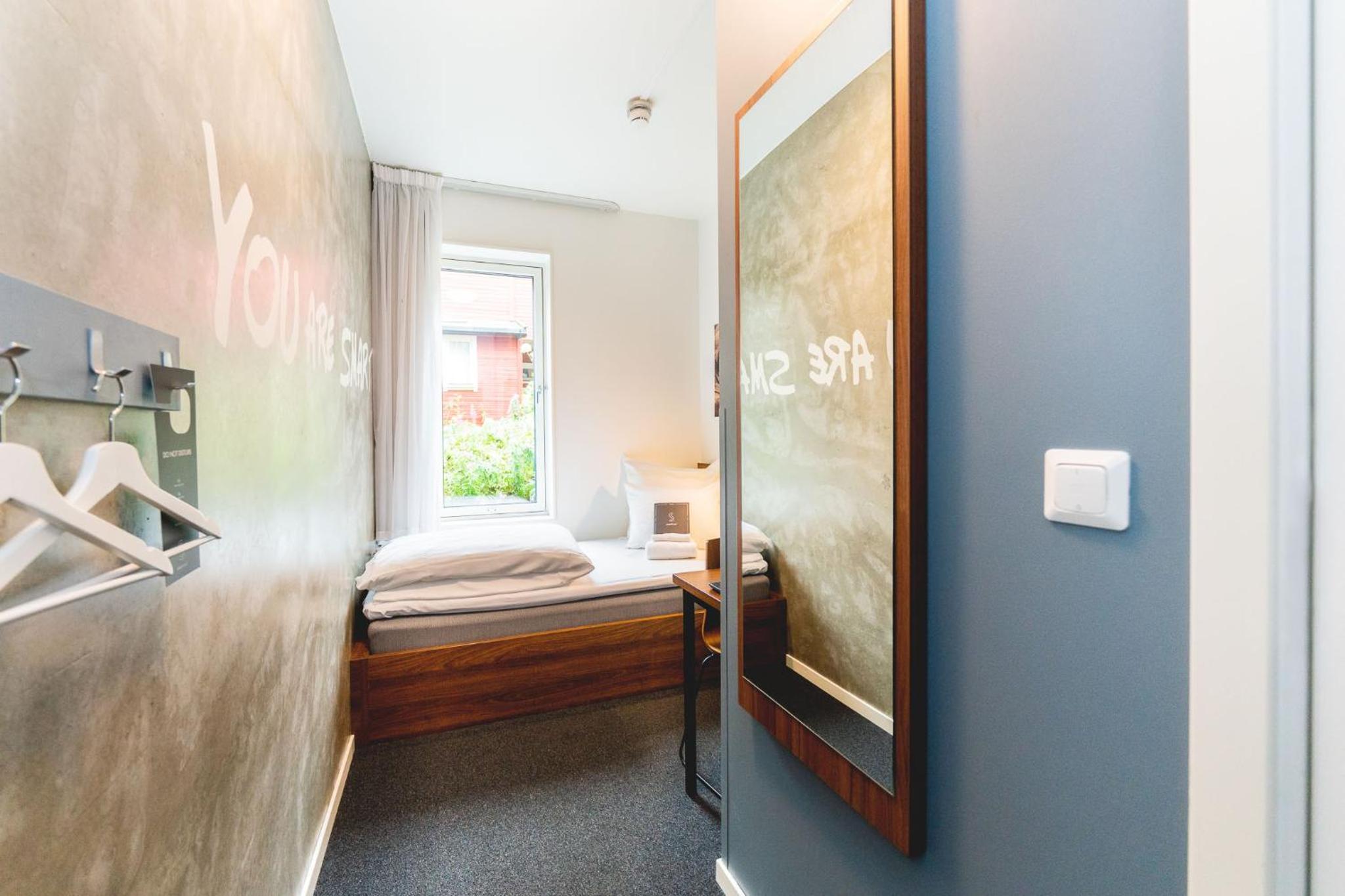 Single Room photo 3