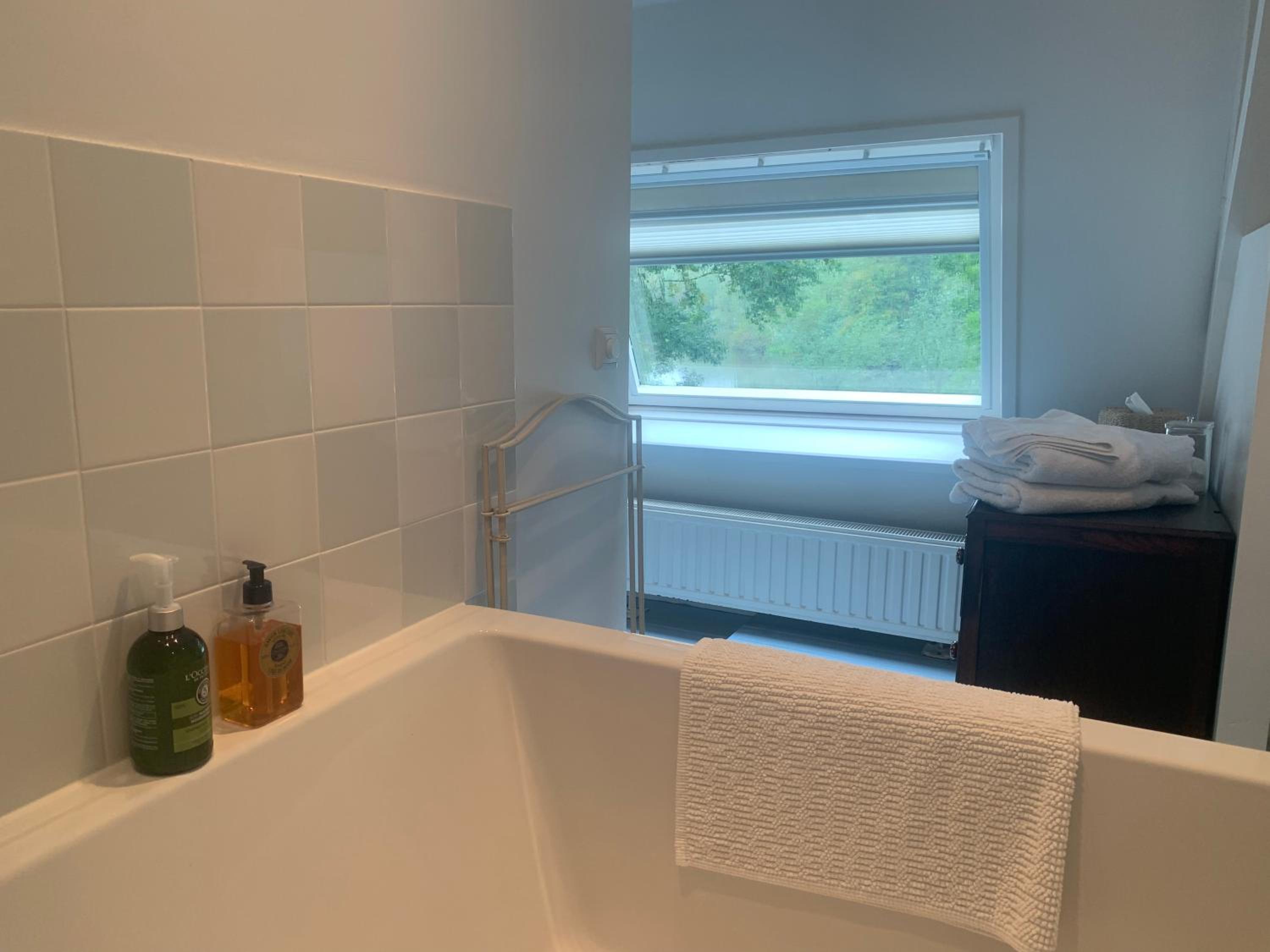 Double Room with Garden View - Photo 16