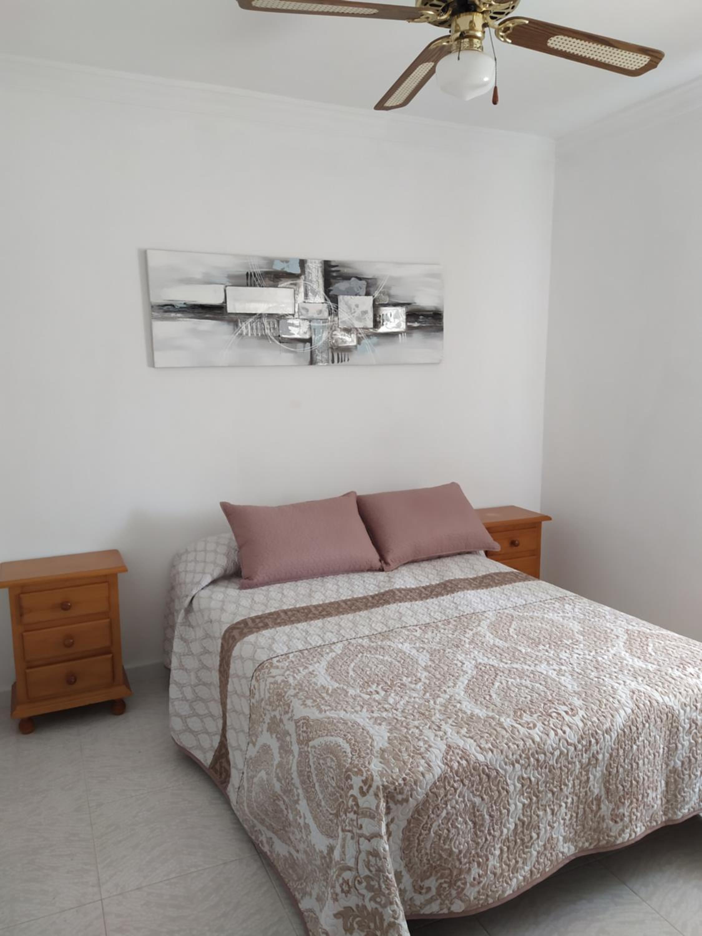 Four-Bedroom House photo 2