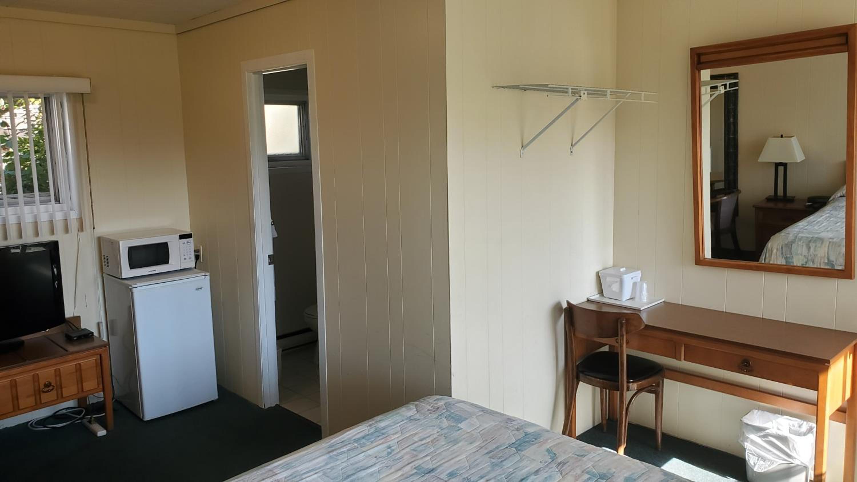 Queen Room