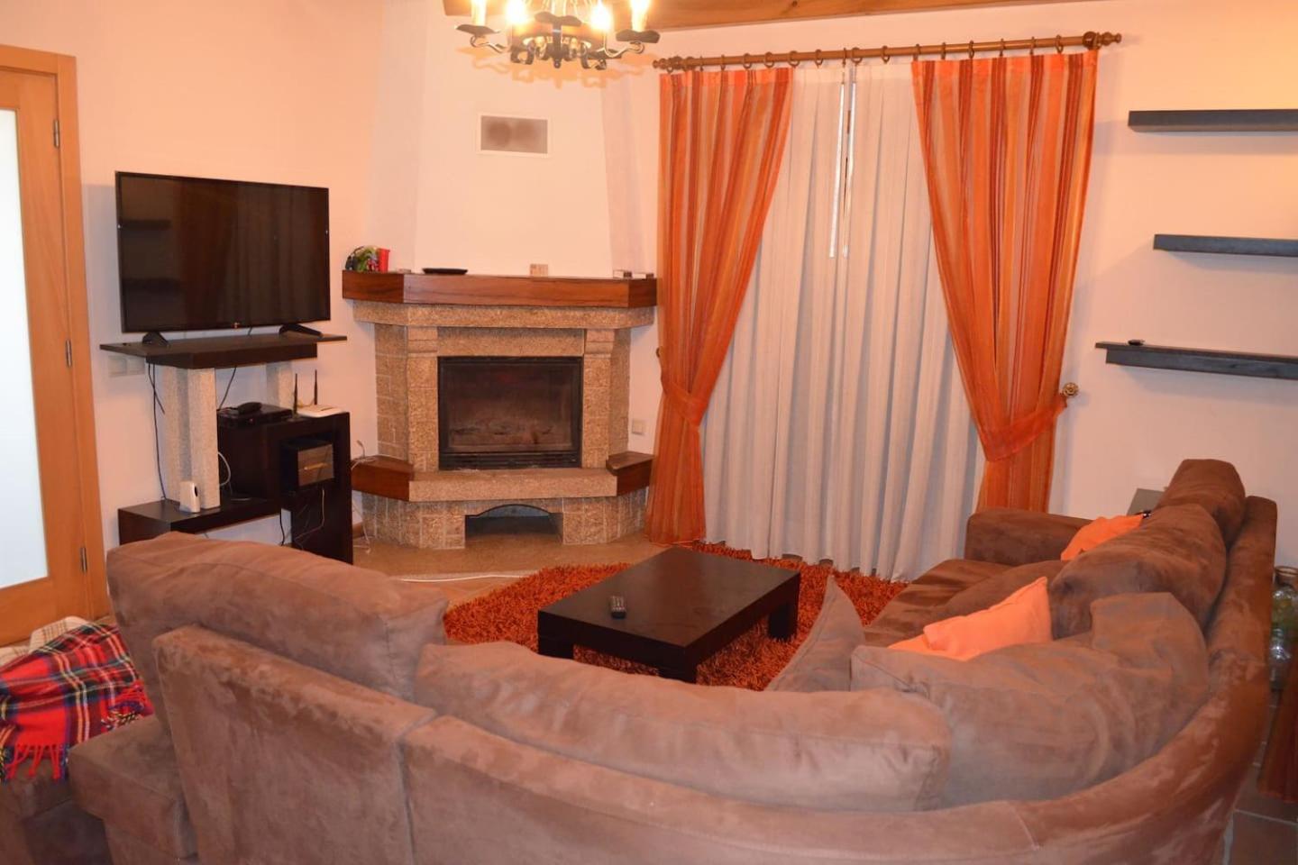 Four-Bedroom House photo 1