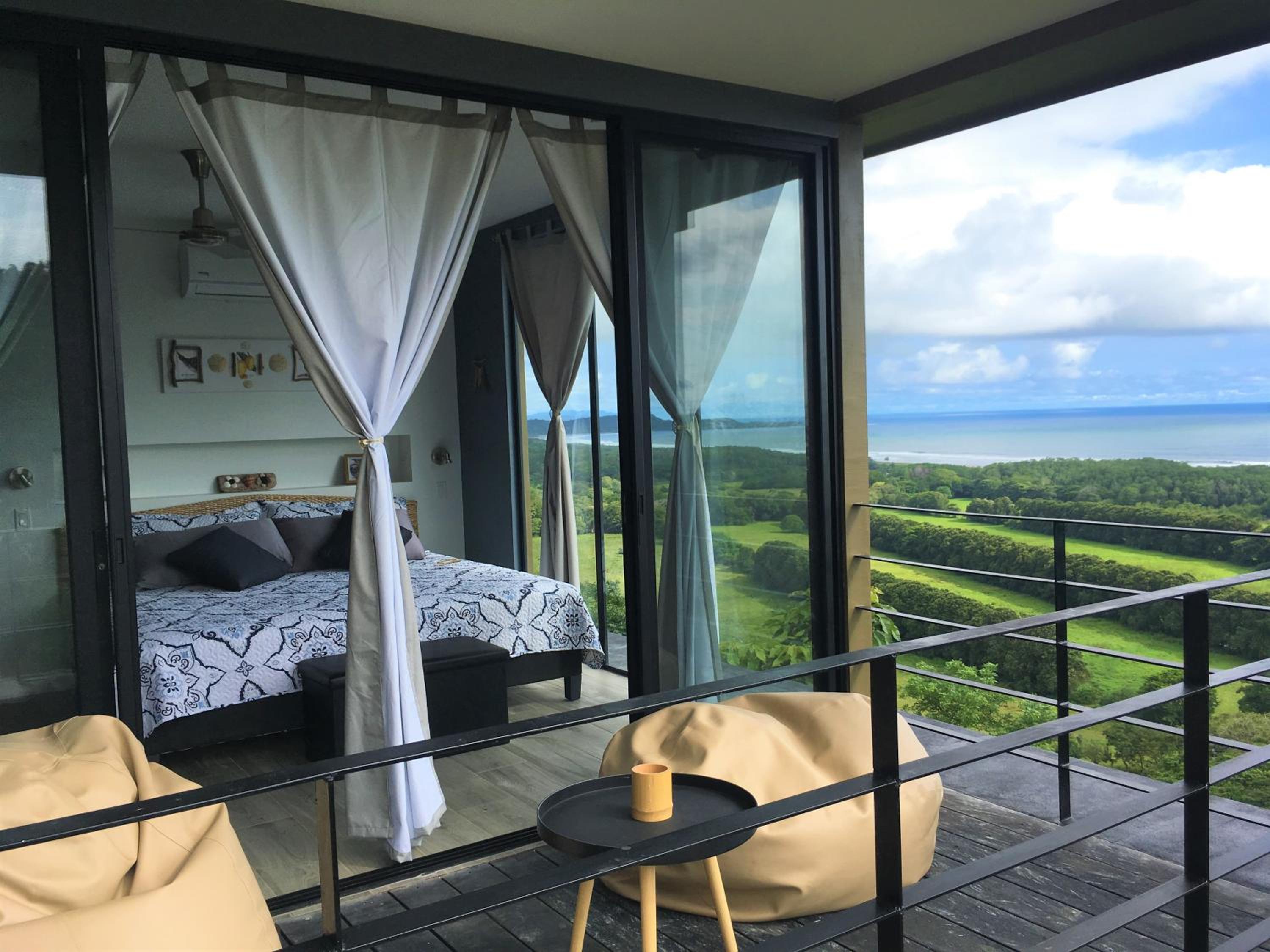 Deluxe Bungalow with Sea View photo 1