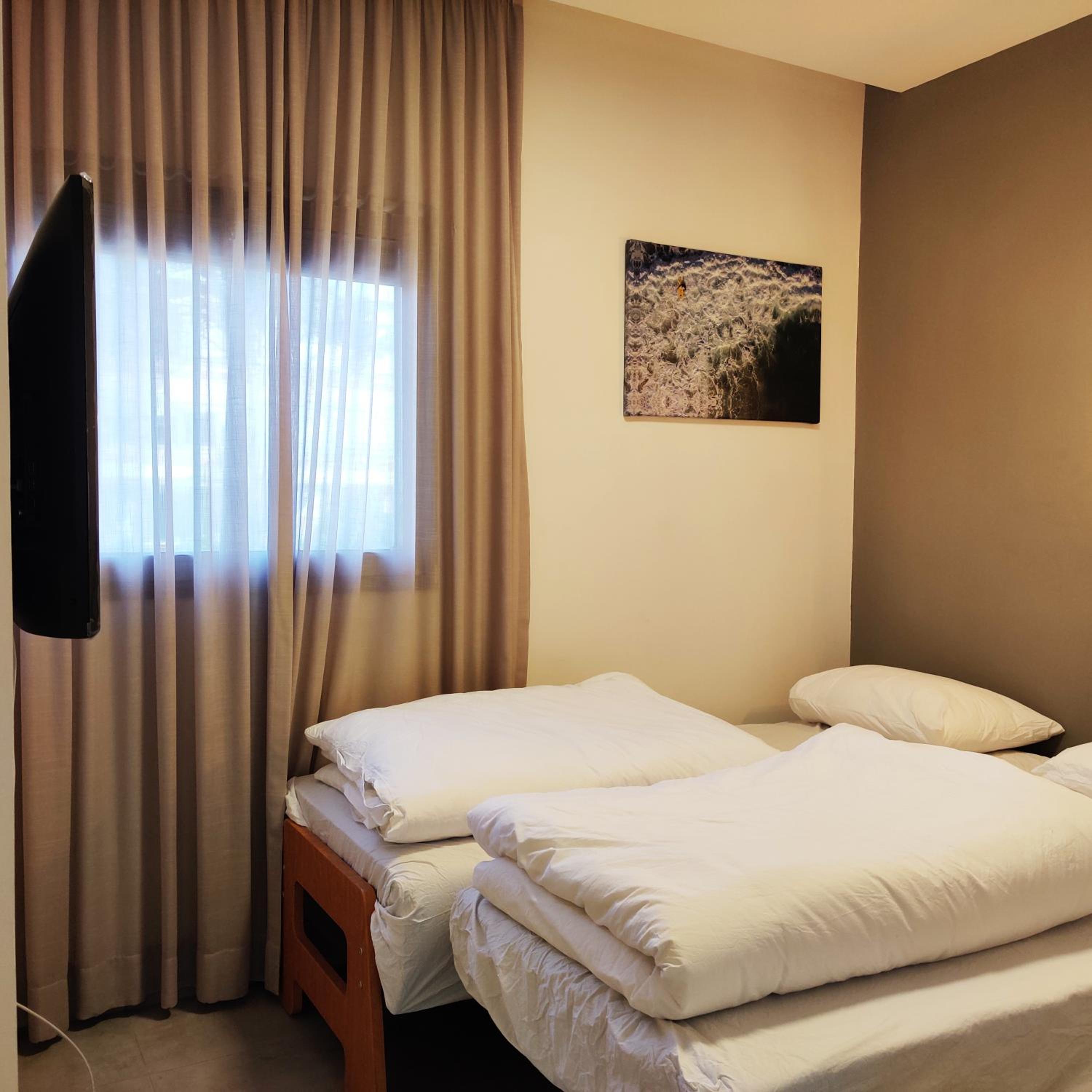 Two-Bedroom Apartment - Photo 7