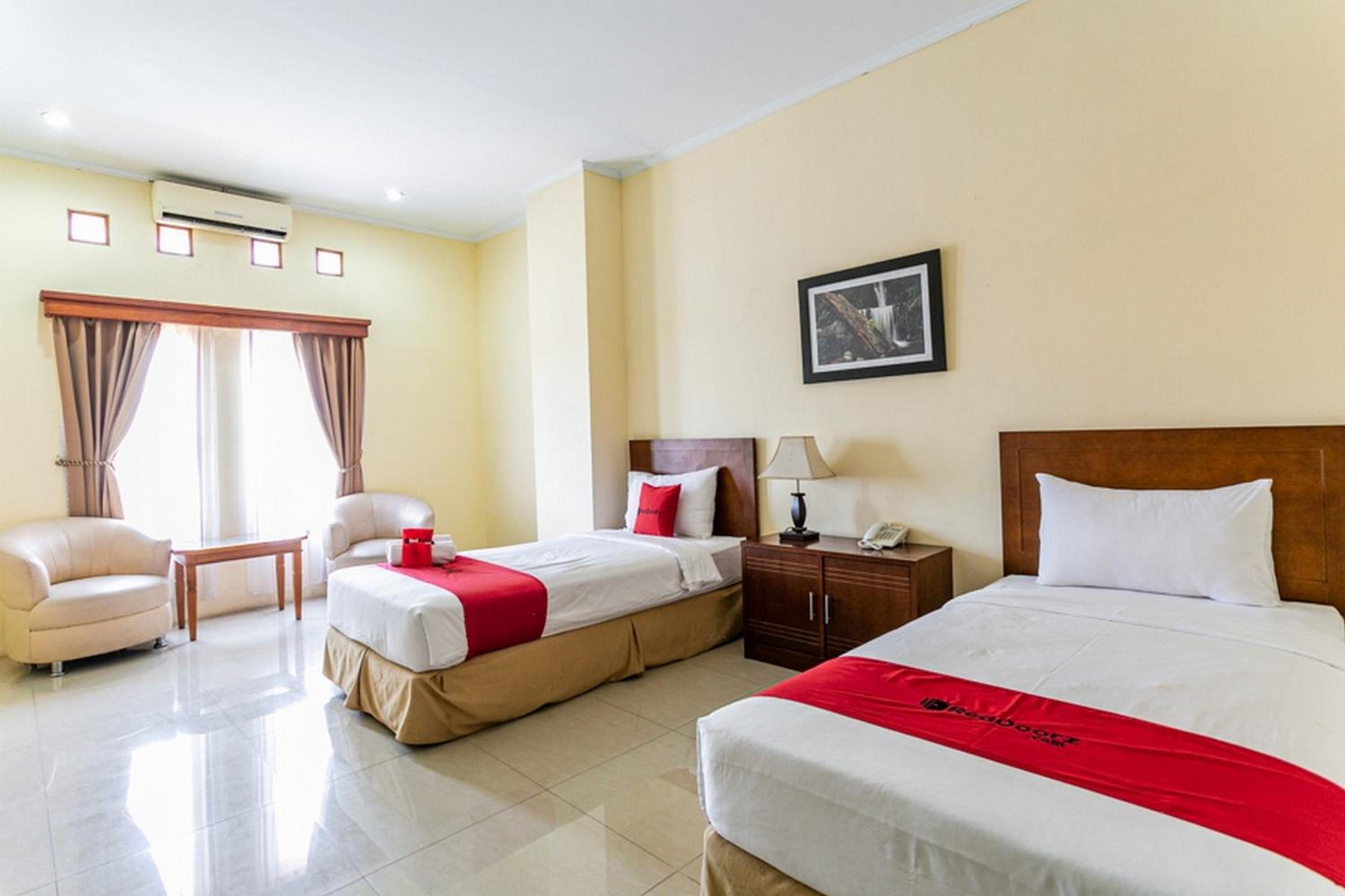 Deluxe Twin Room - Photo 3
