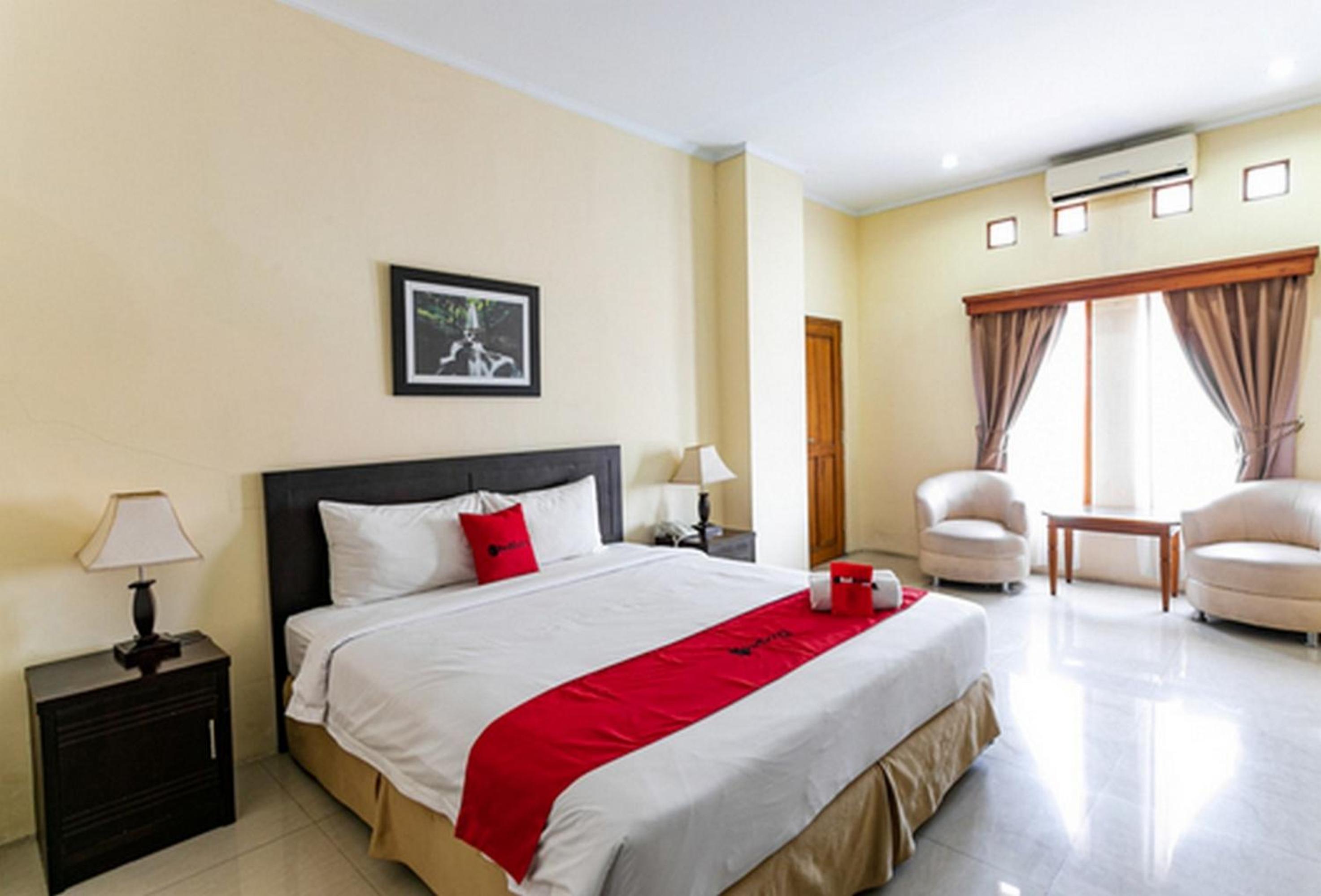 Deluxe Room - Photo 1