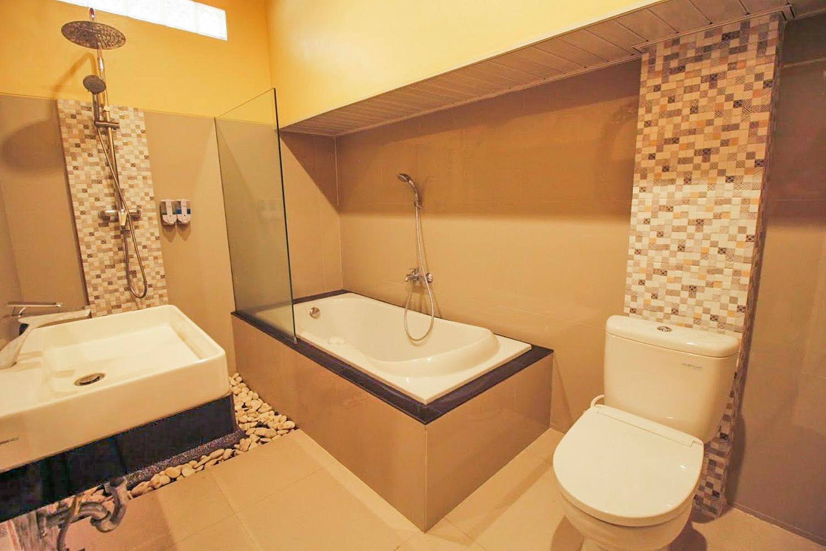 Suite - Photo 7