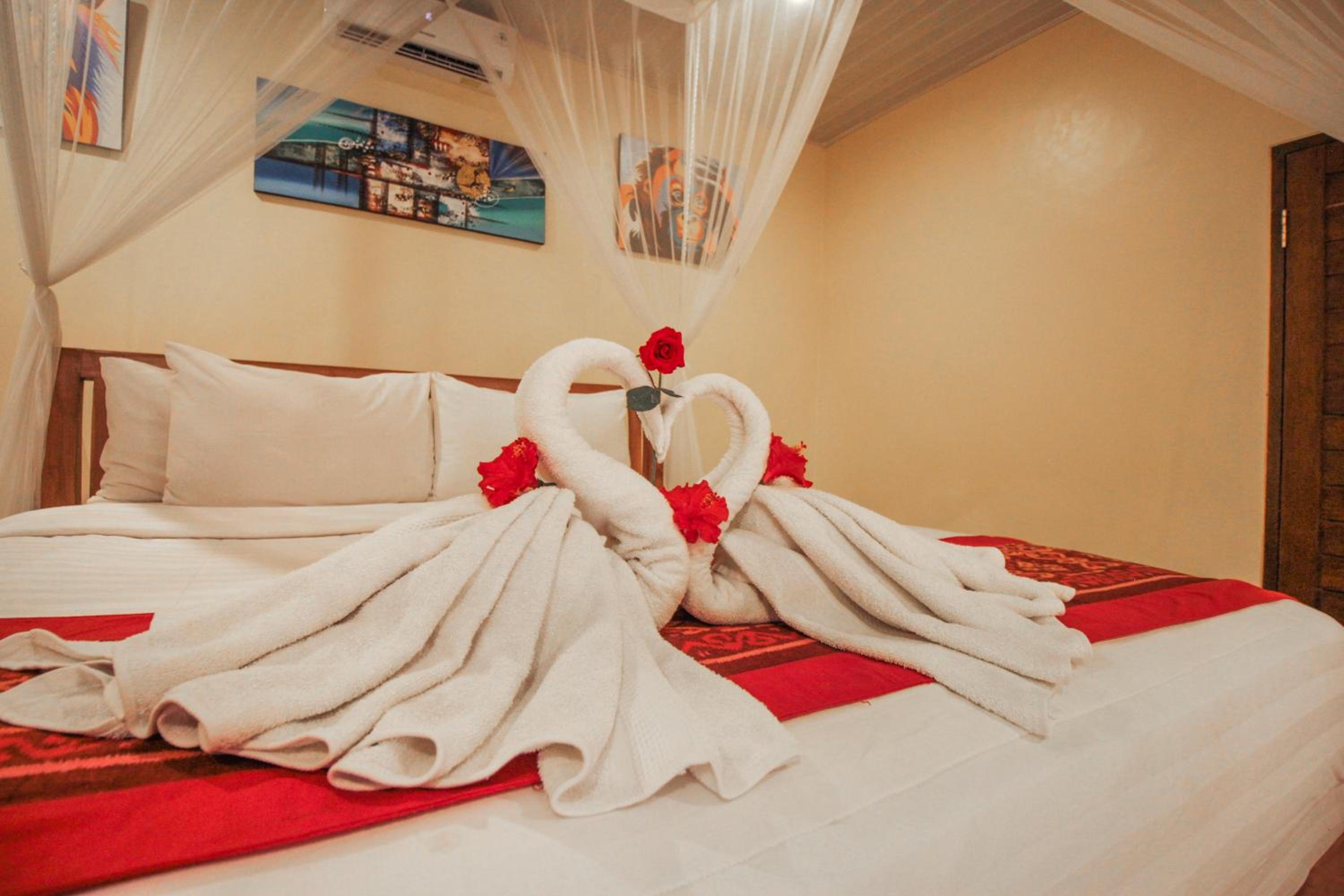 Suite - Photo 10
