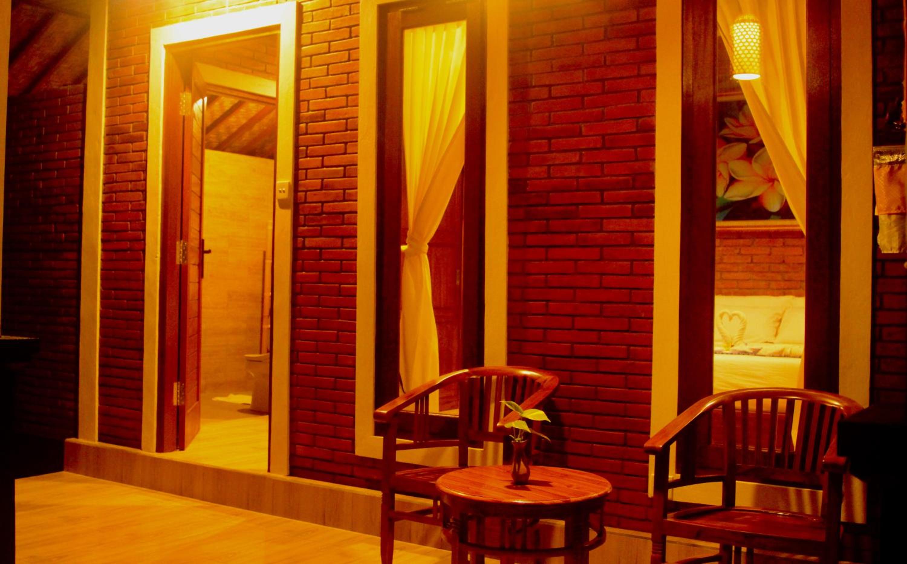 King Room with Pool View