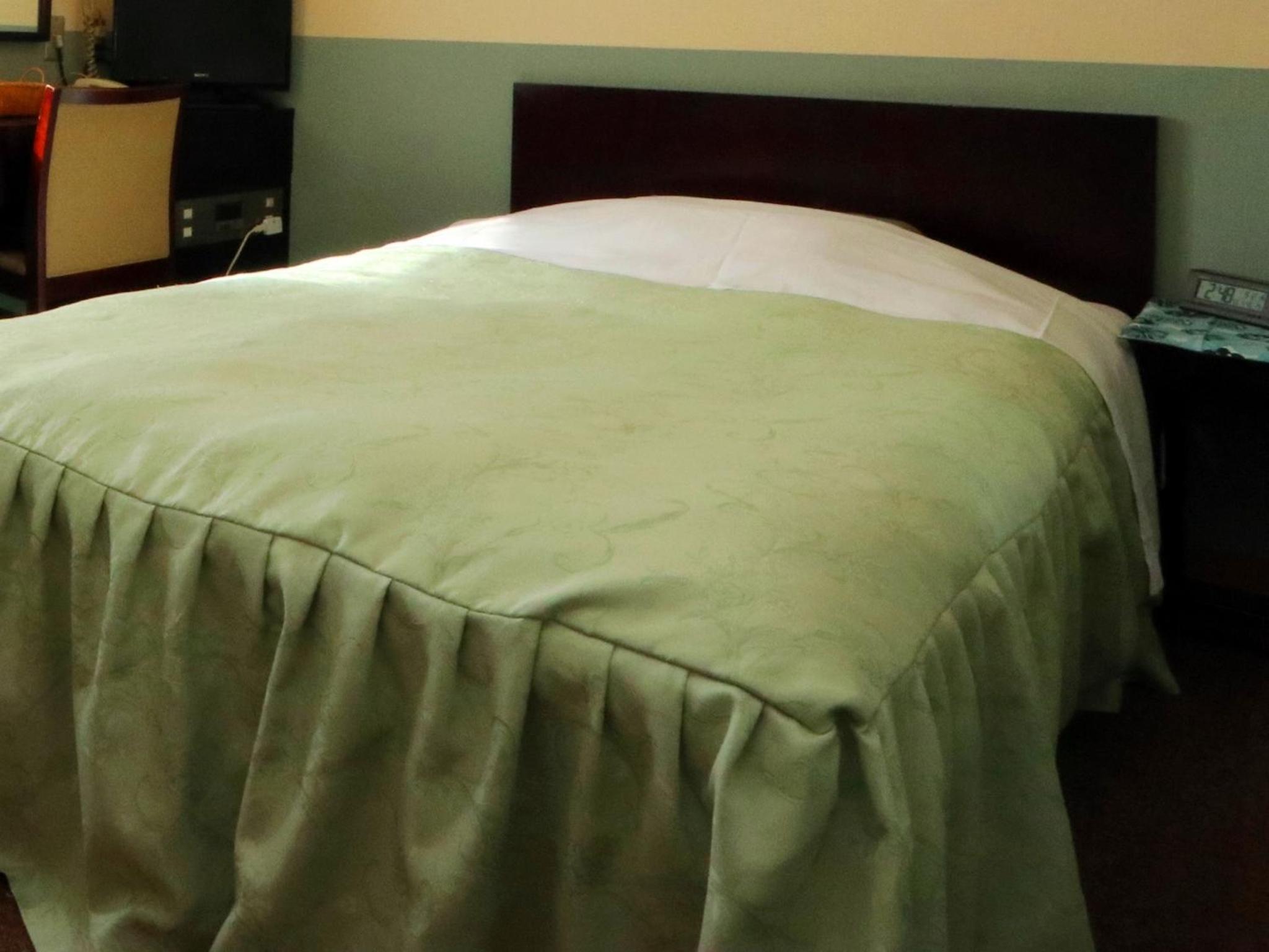 Single Room with Private Bathroom photo 3