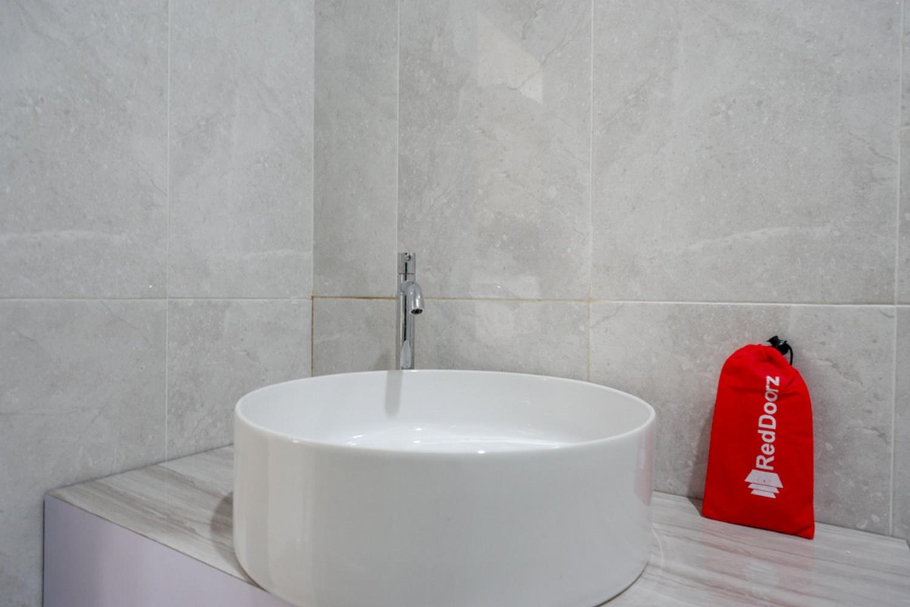 Double Room - Photo 10