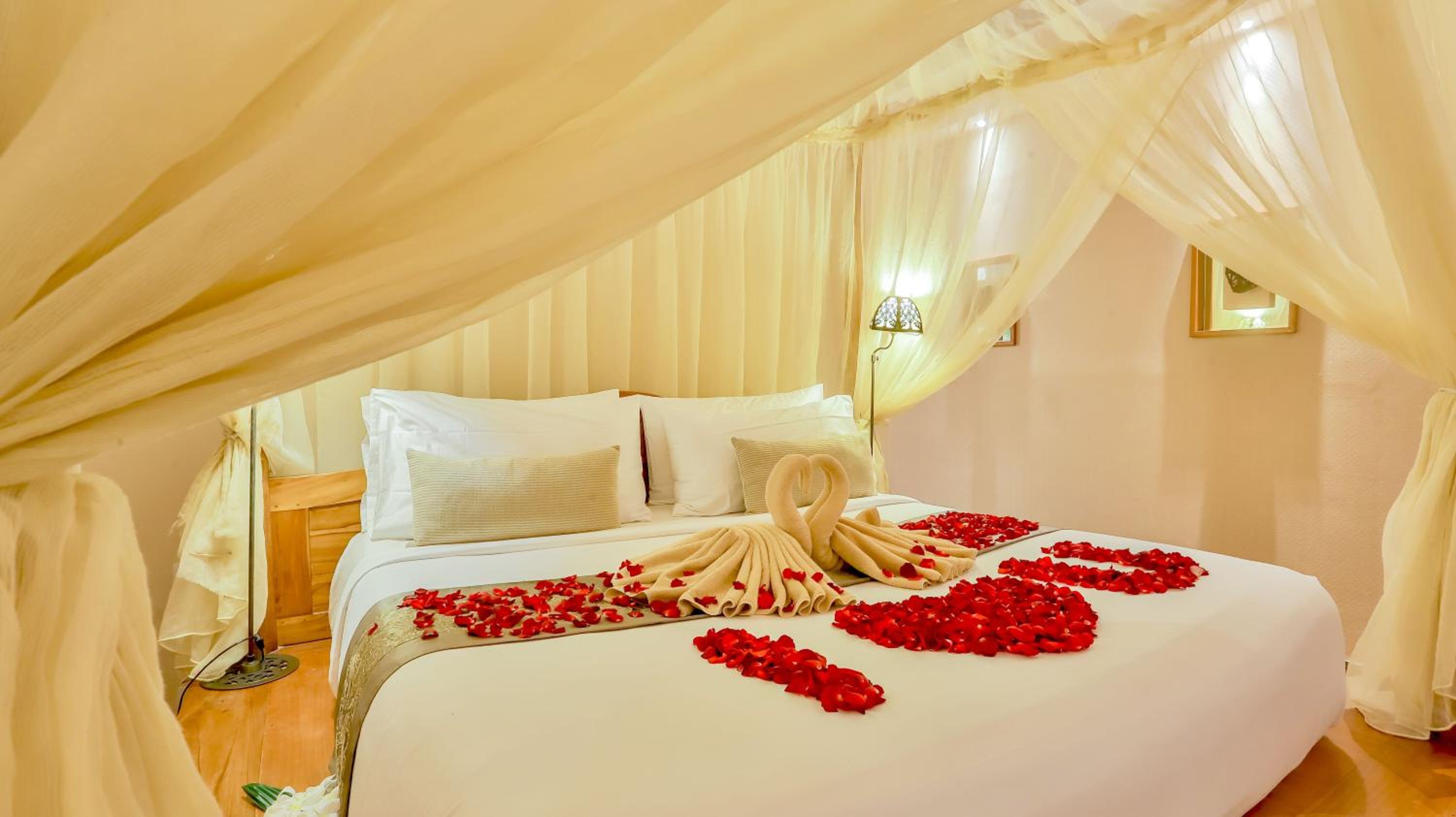 Special Offer - Honeymoon Package at One-Bedroom Villa with Private Pool