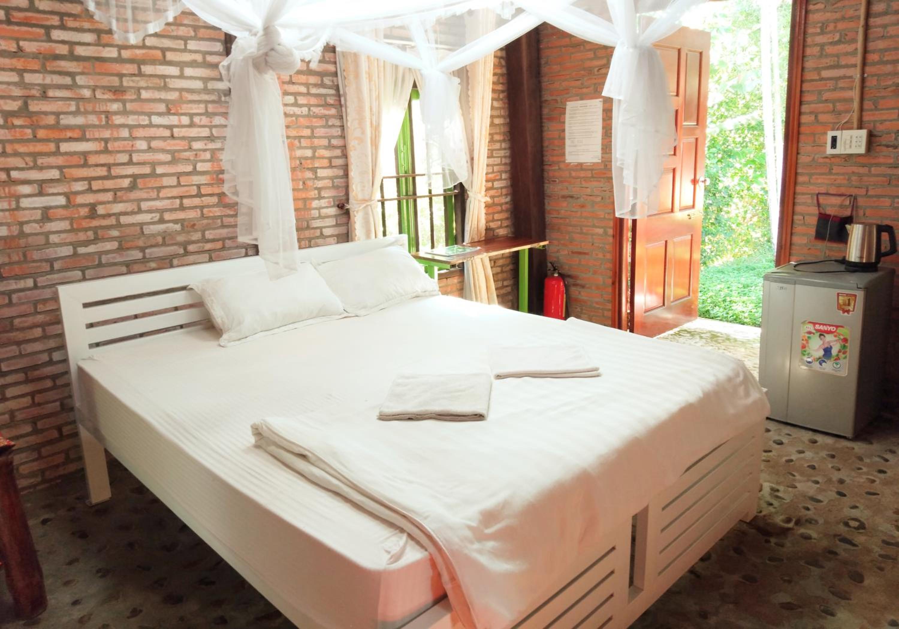Superior Double Room with River View - Photo 15