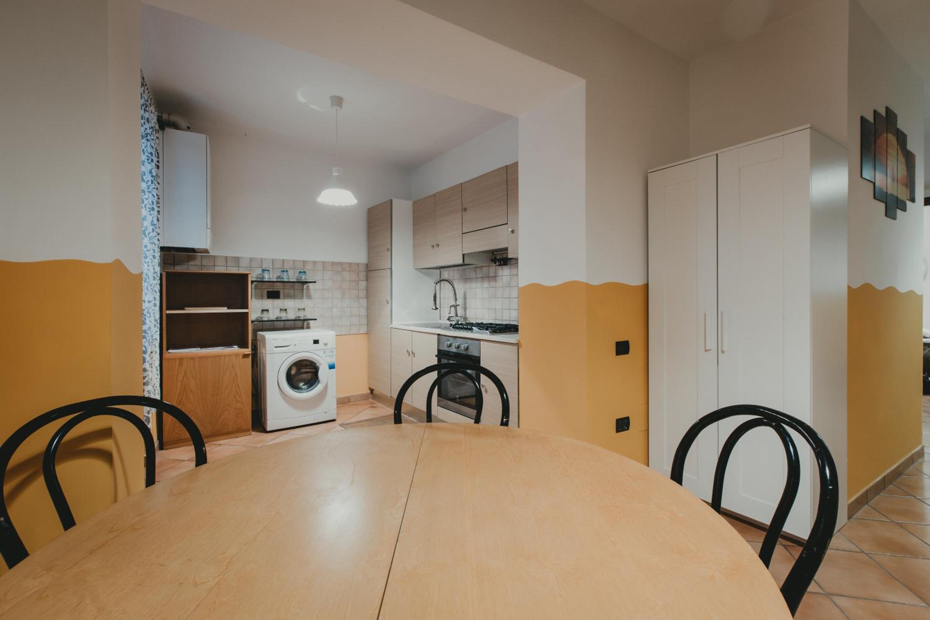 Apartment - Photo 4