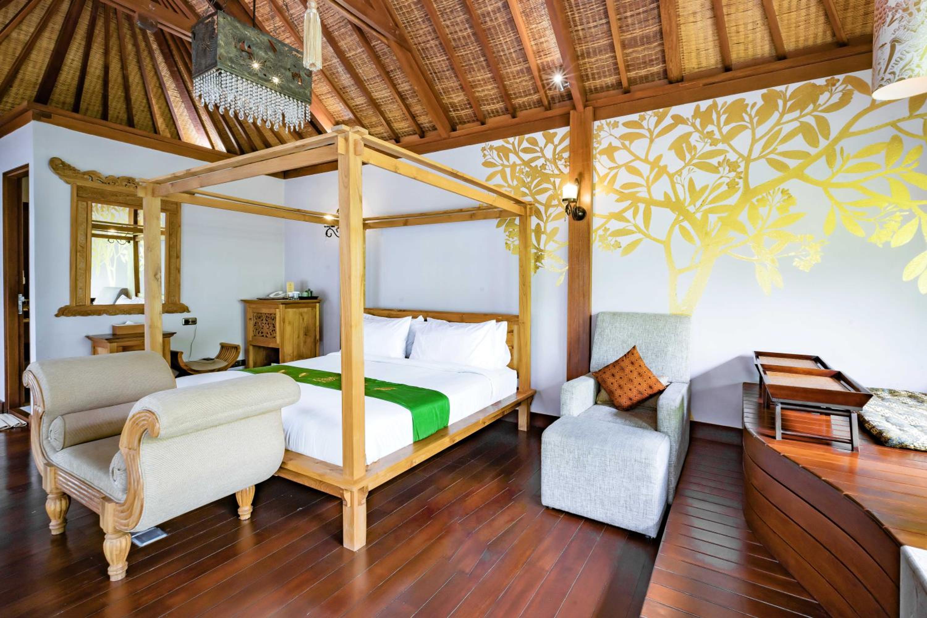 One-Bedroom Garden View Bungalow - No Pool