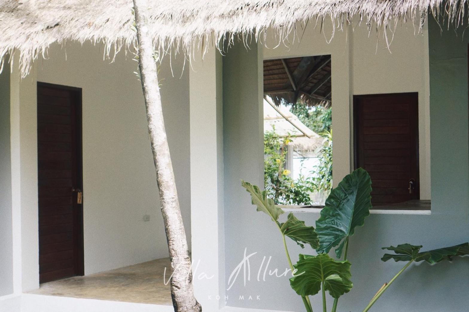 2 Bedrooms with Sea View - Photo 16
