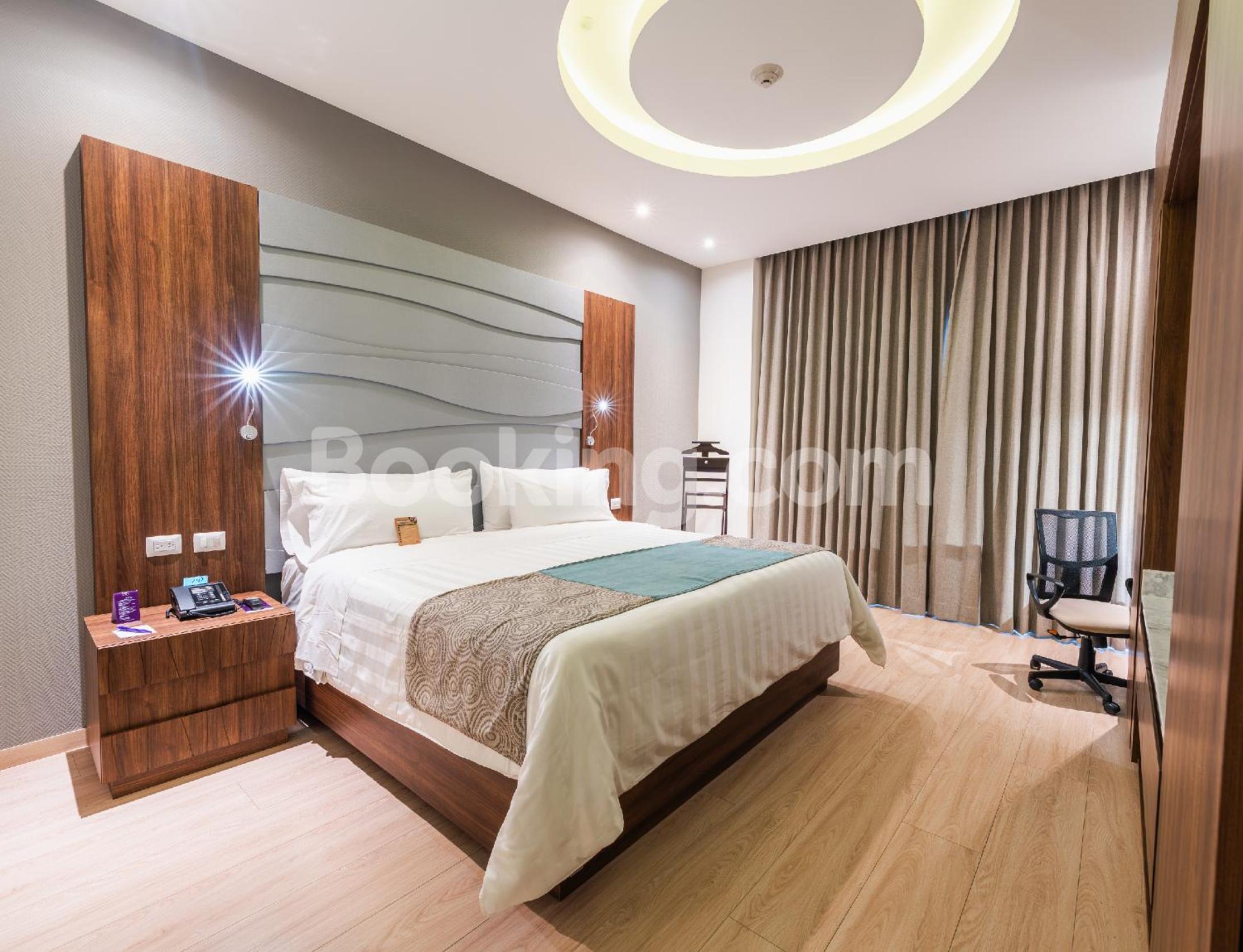 King Room with Balcony