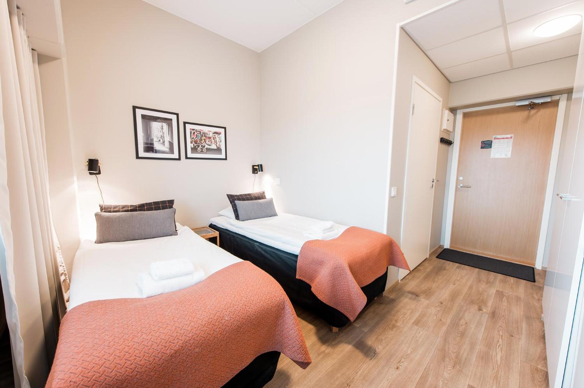 Standard Twin Room photo 1