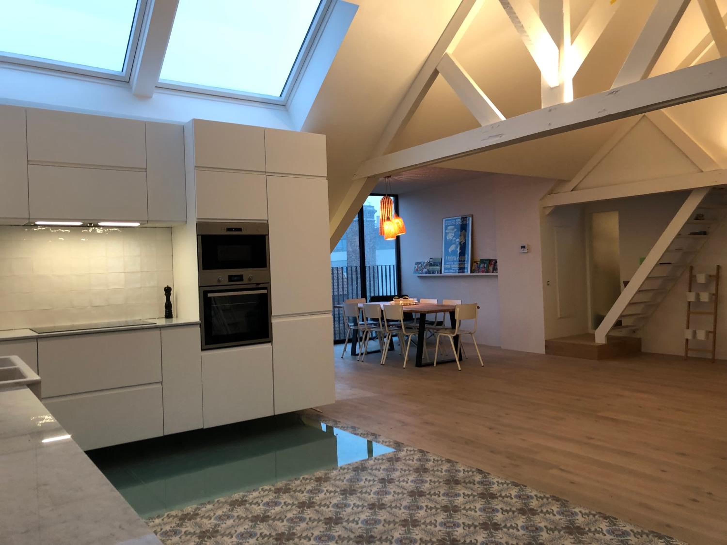 Loft - Photo 2