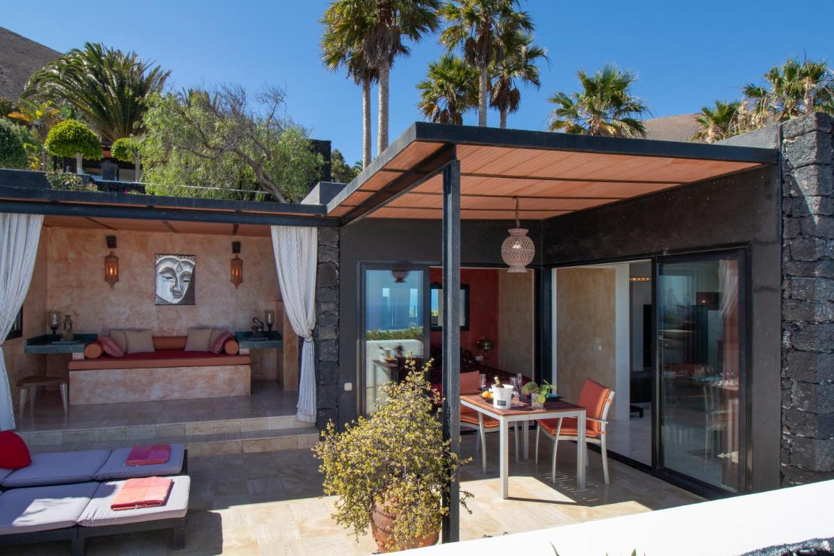 Deluxe Bungalow with Sea View photo 2