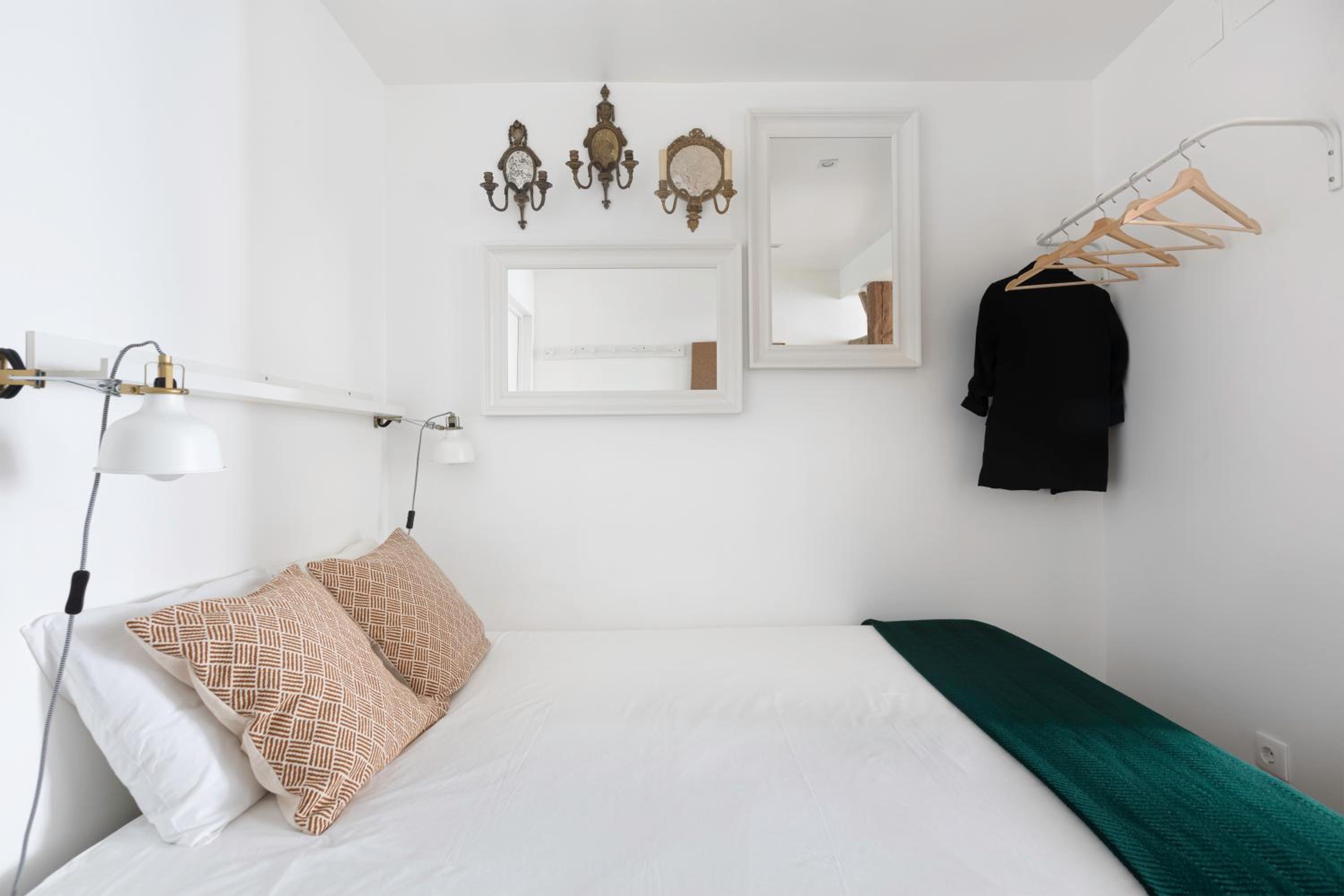 Studio with Kitchen and Sofa Bed photo 3