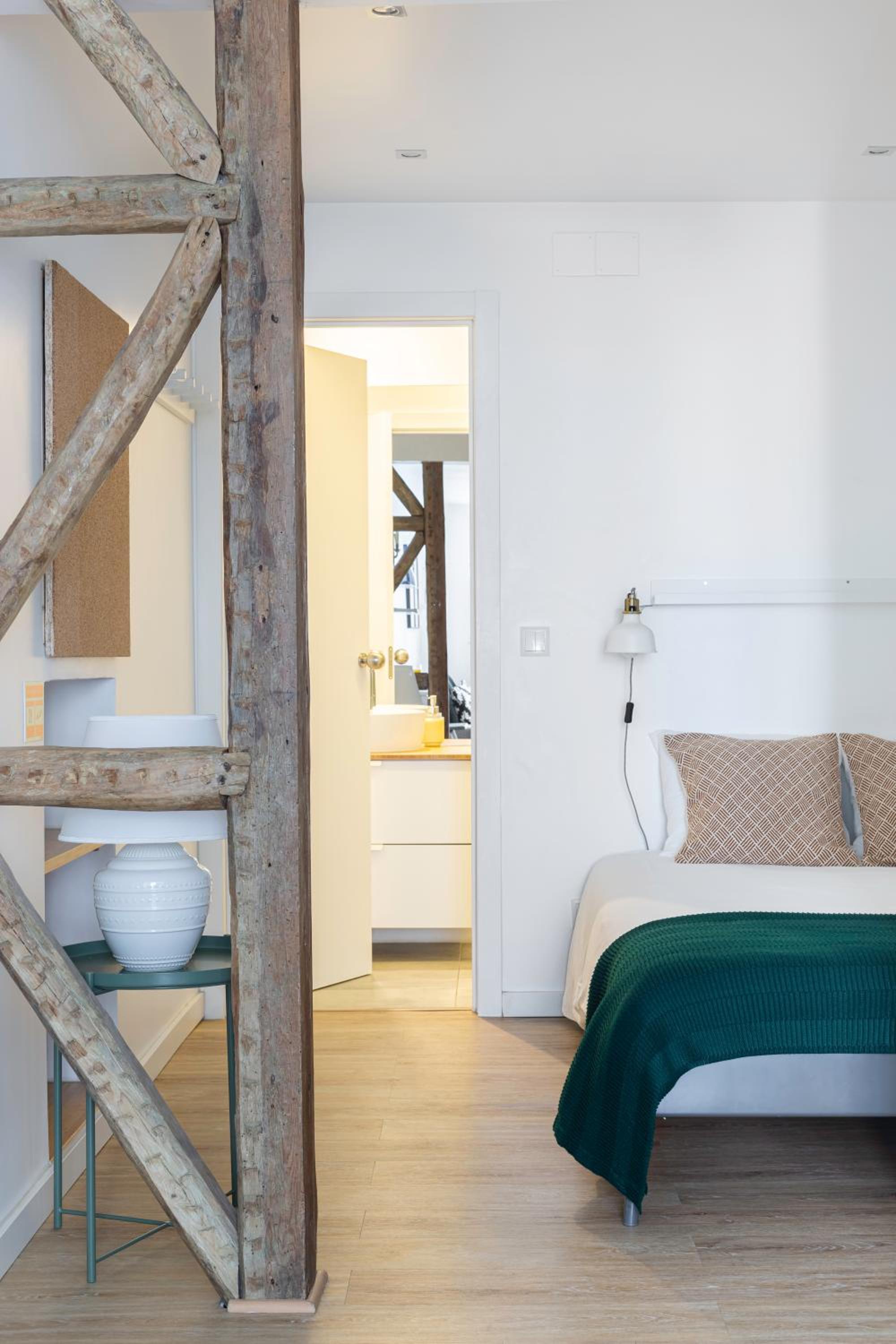 Studio with Kitchen and Sofa Bed photo 1